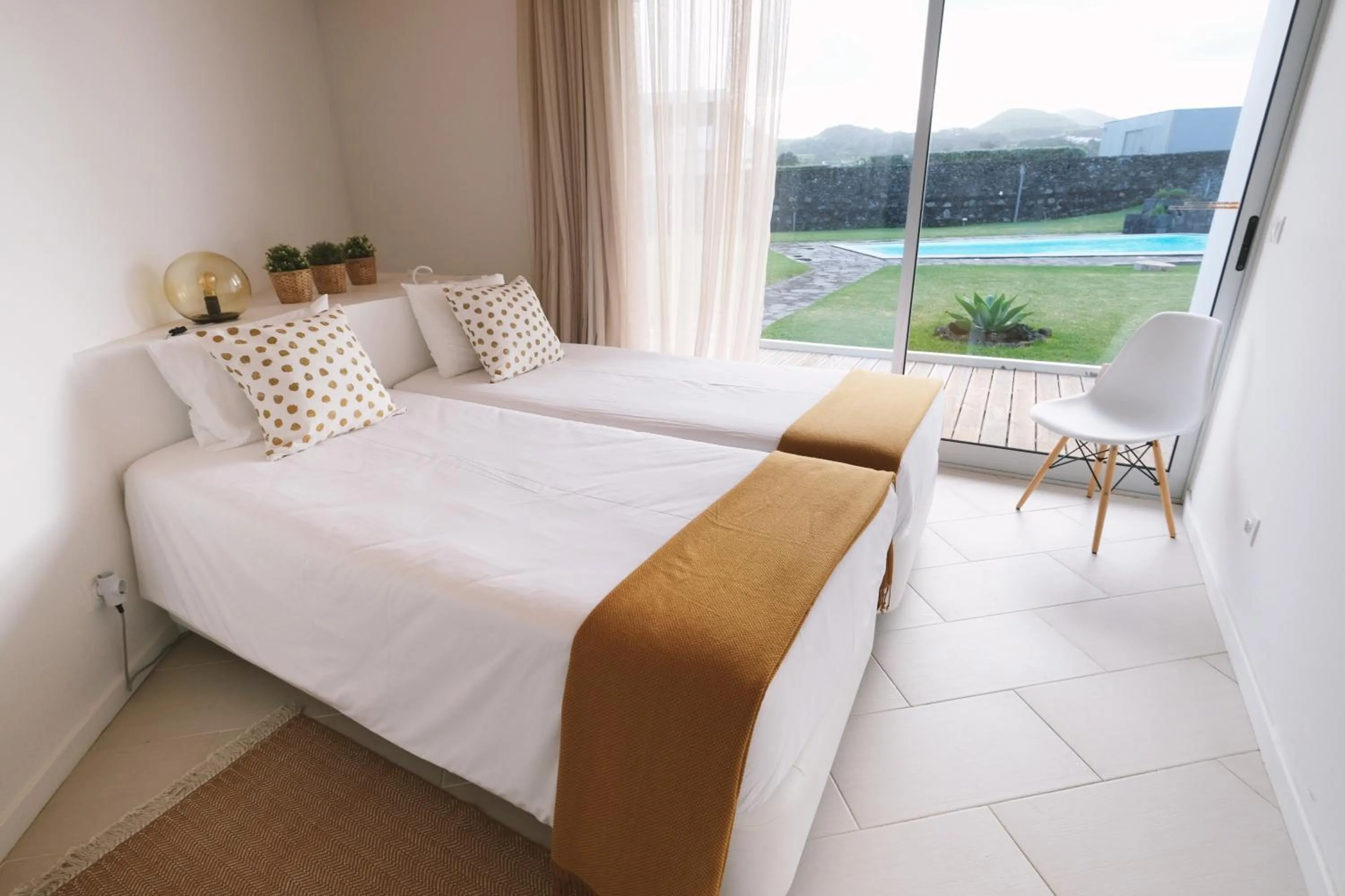 Balcony/Terrace, Bed in Sao Vicente Lodge - Atlantic Retreat