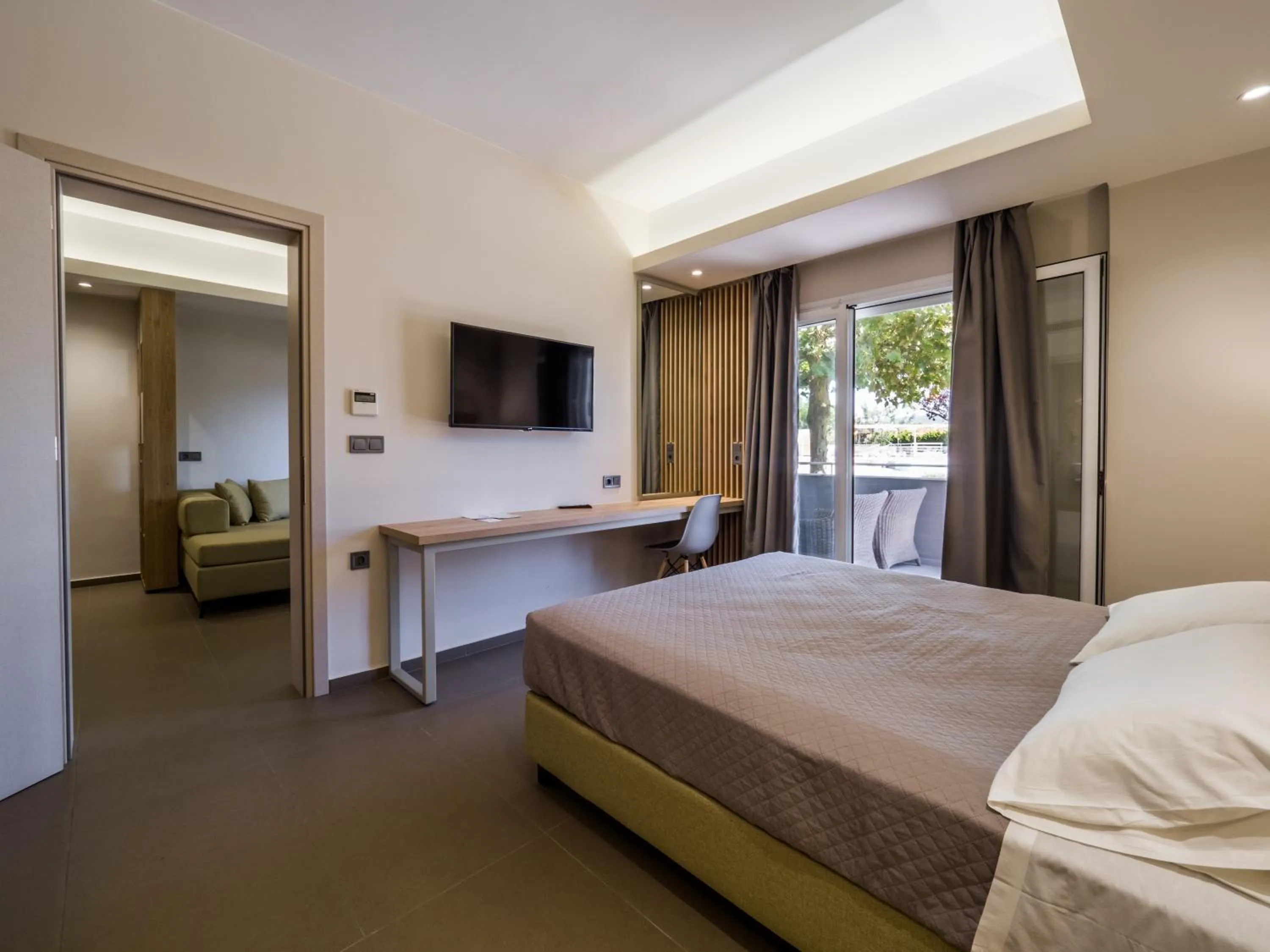 Bed in Paradise Resort