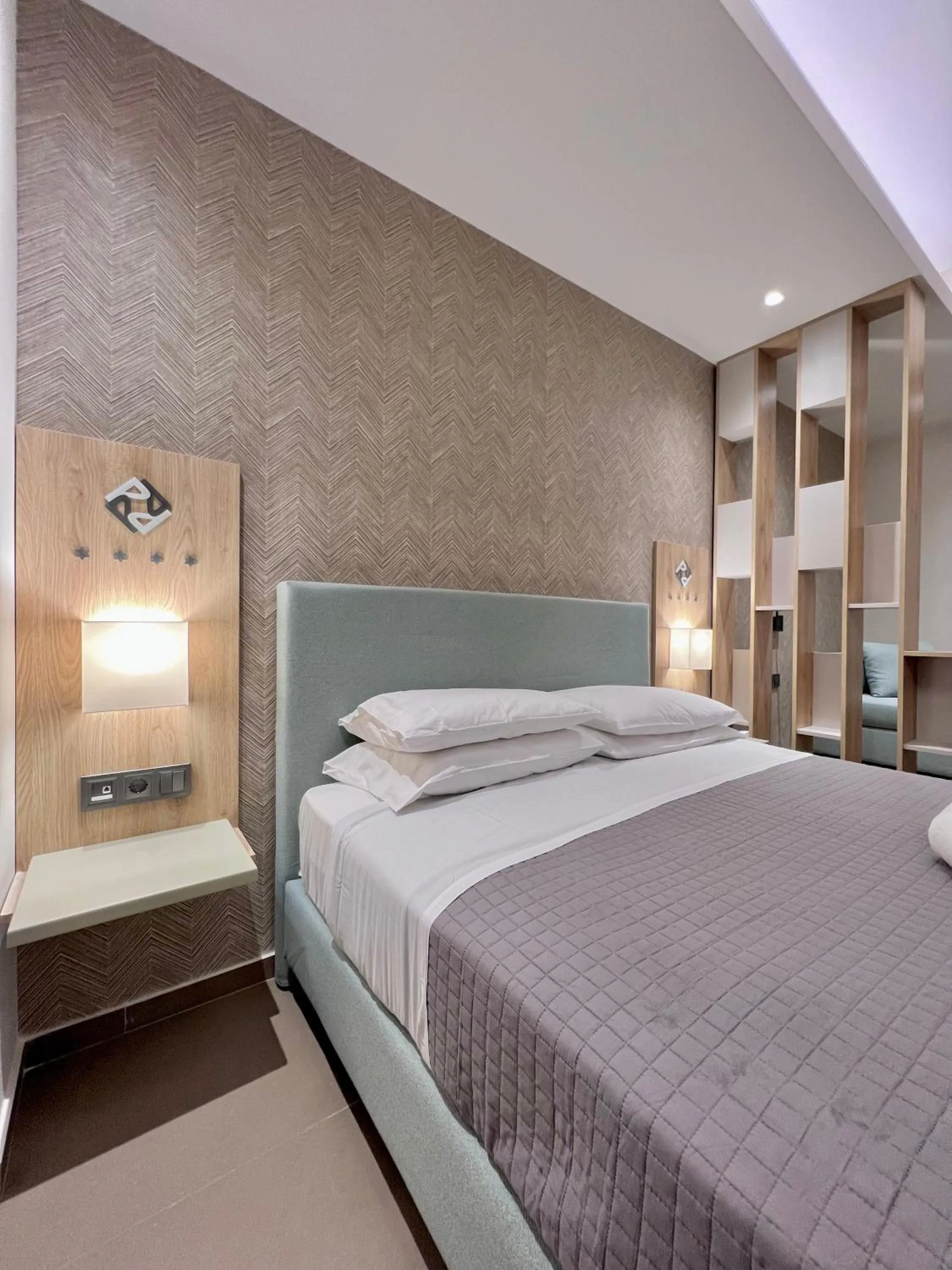 Bed in Paradise Resort