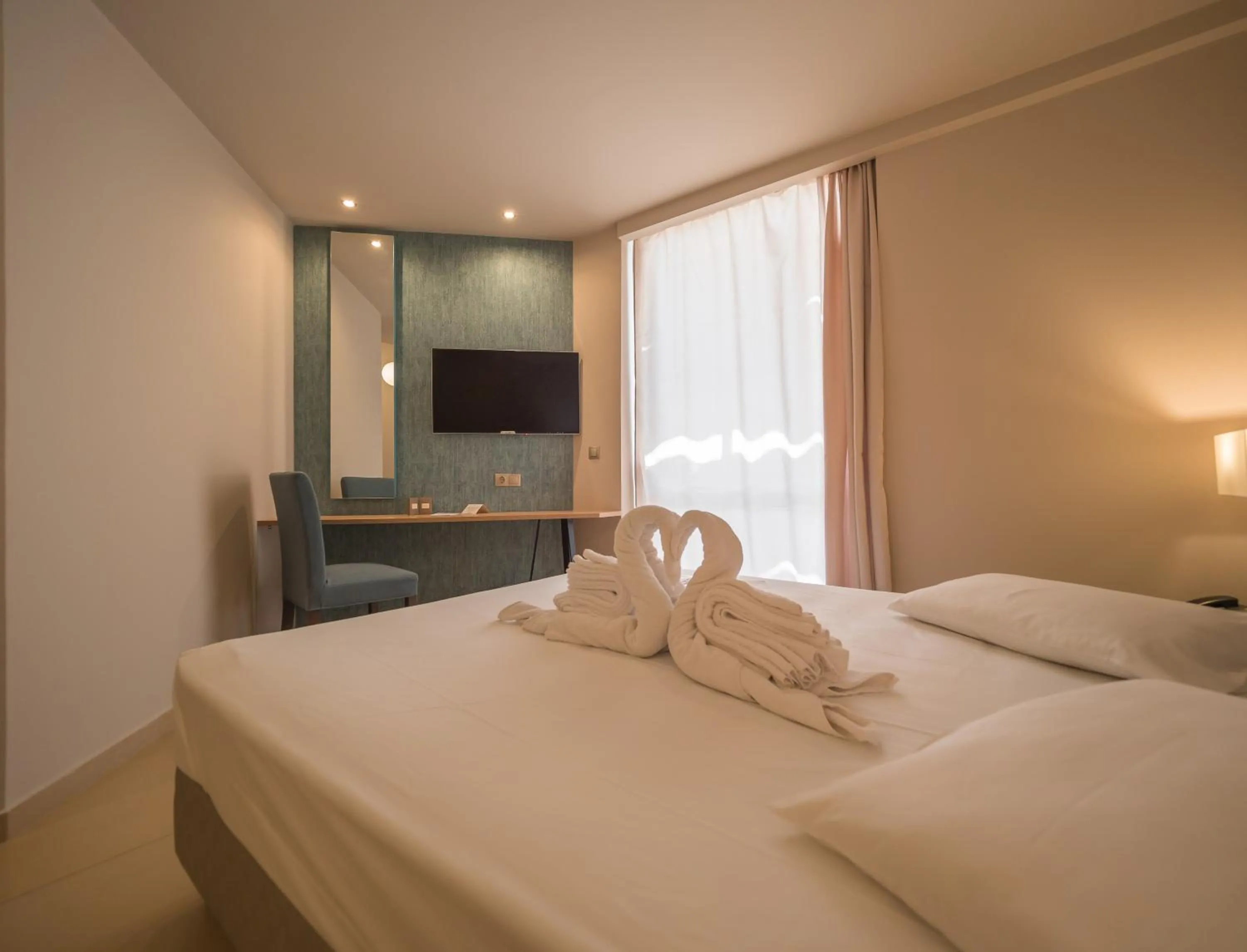 TV and multimedia, Bed in Paradise Resort