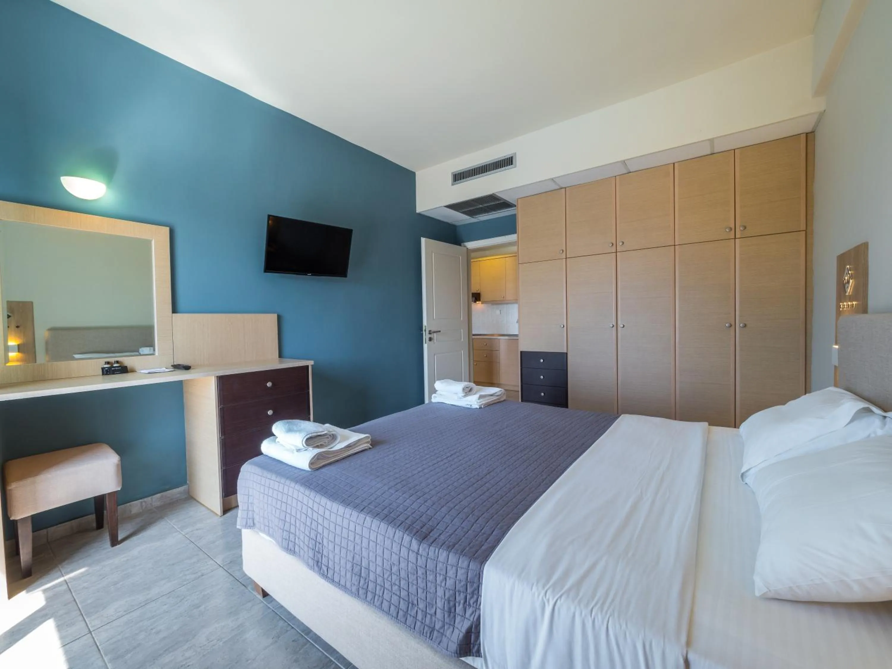 TV and multimedia, Bed in Paradise Resort