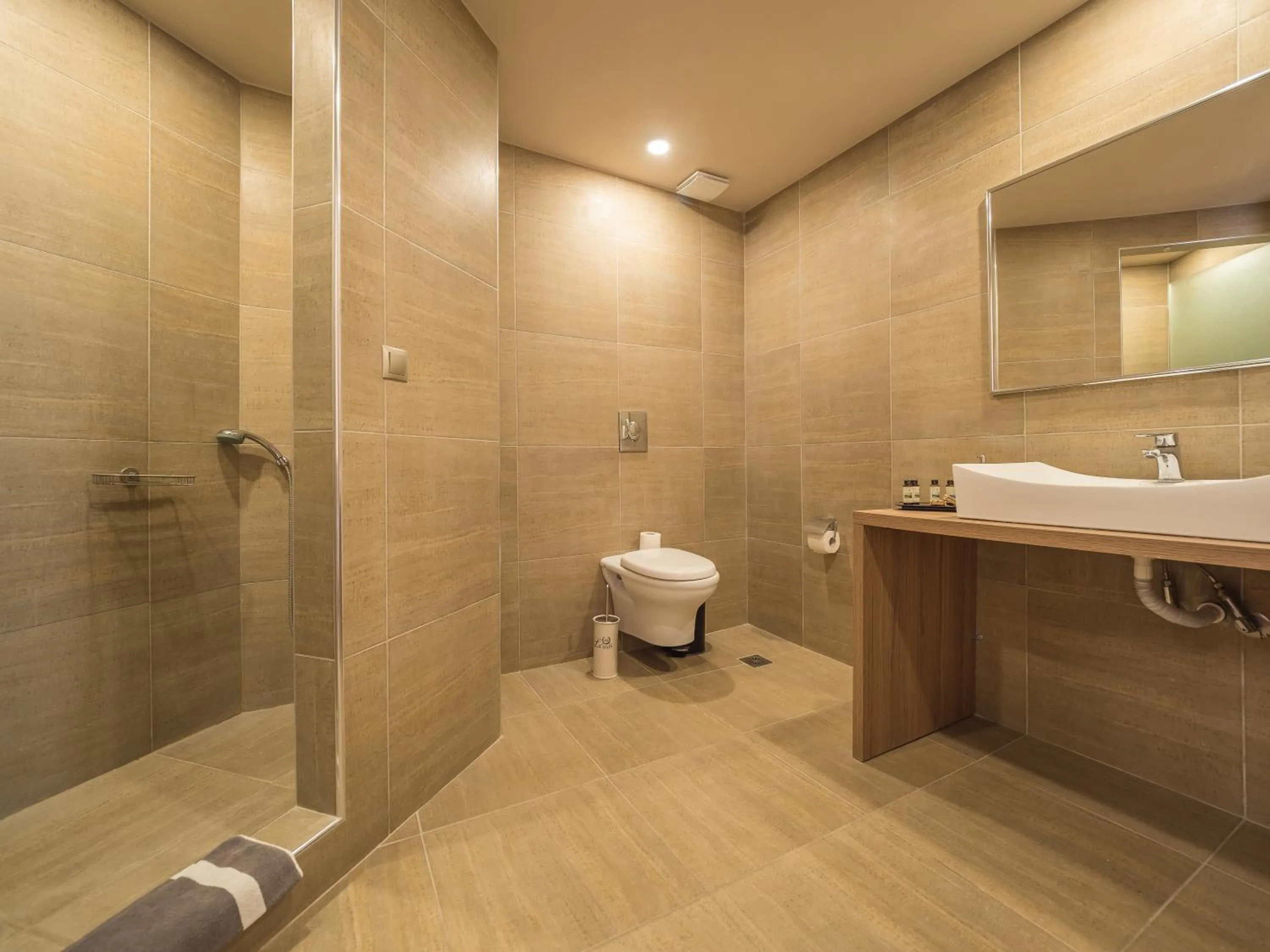 Shower in Paradise Resort