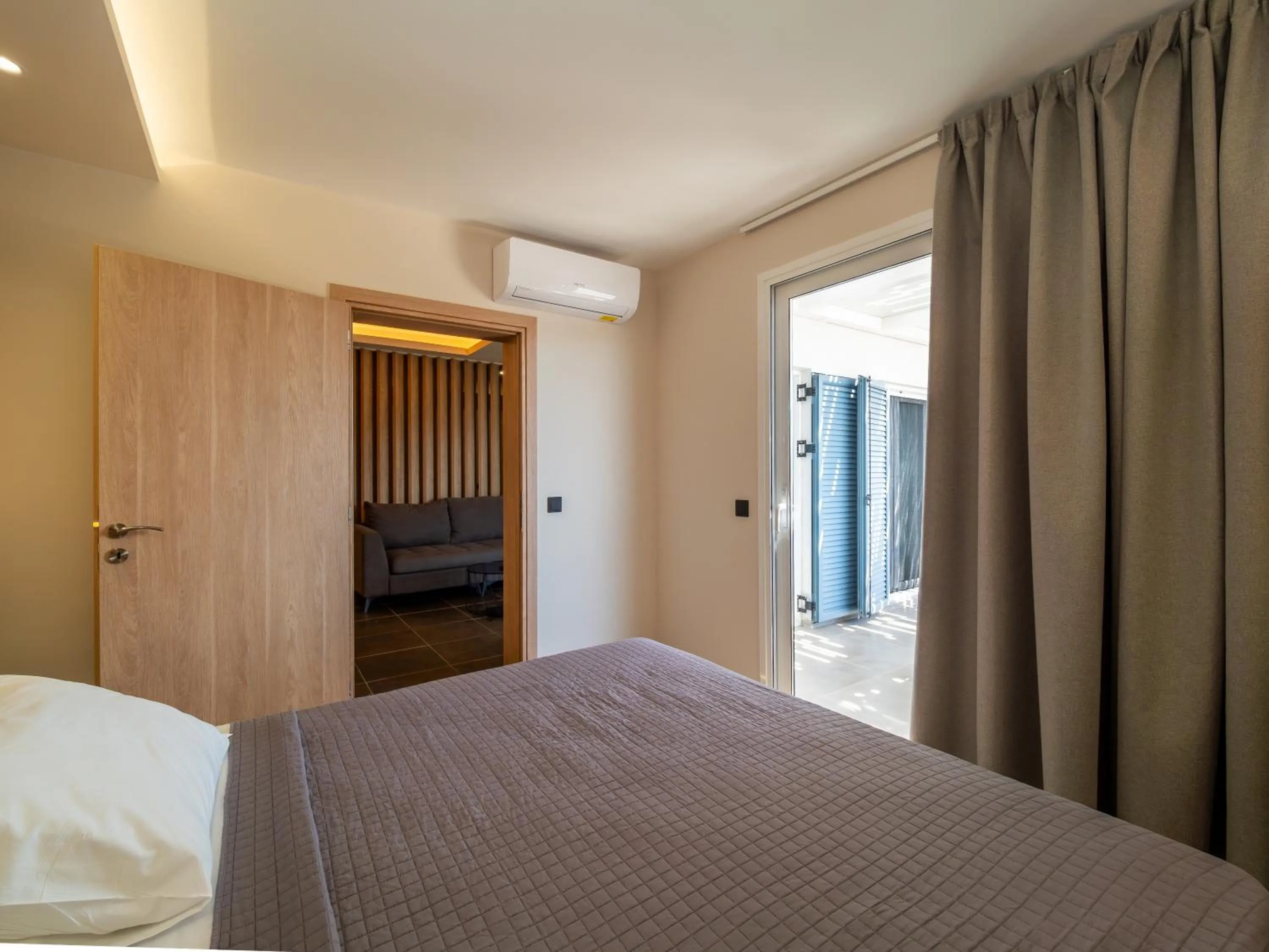 Bed in Paradise Resort