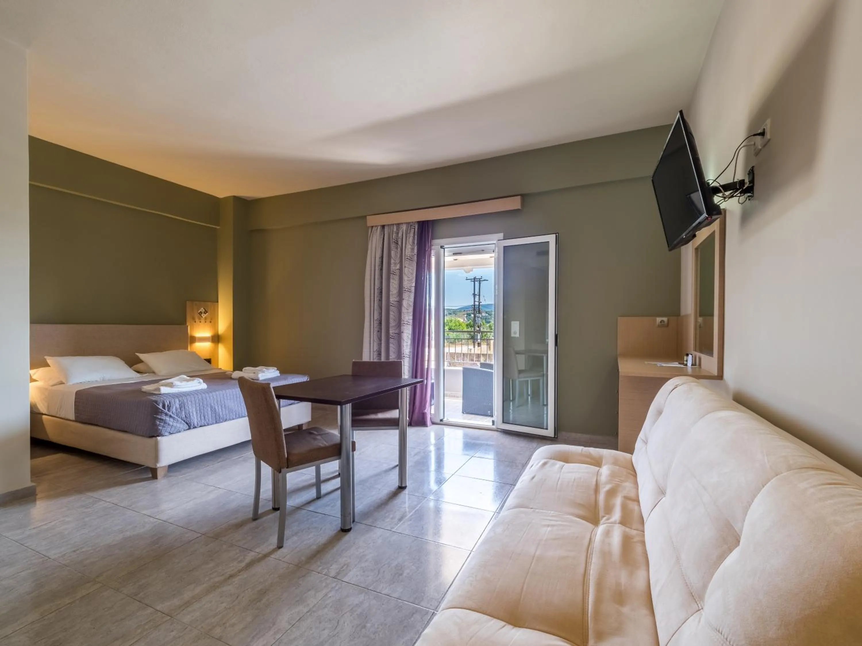 Bed in Paradise Resort