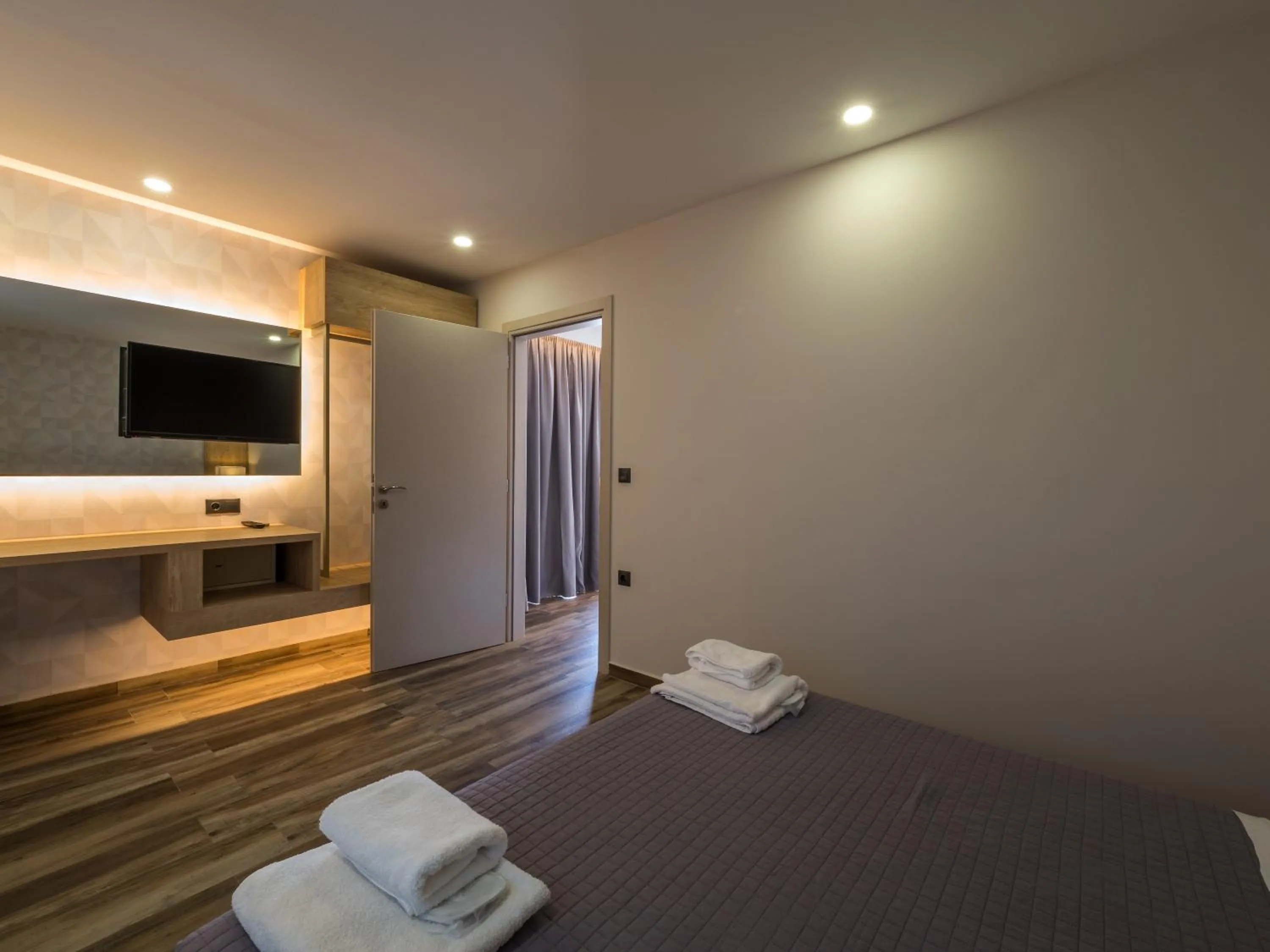 TV and multimedia, Bed in Paradise Resort