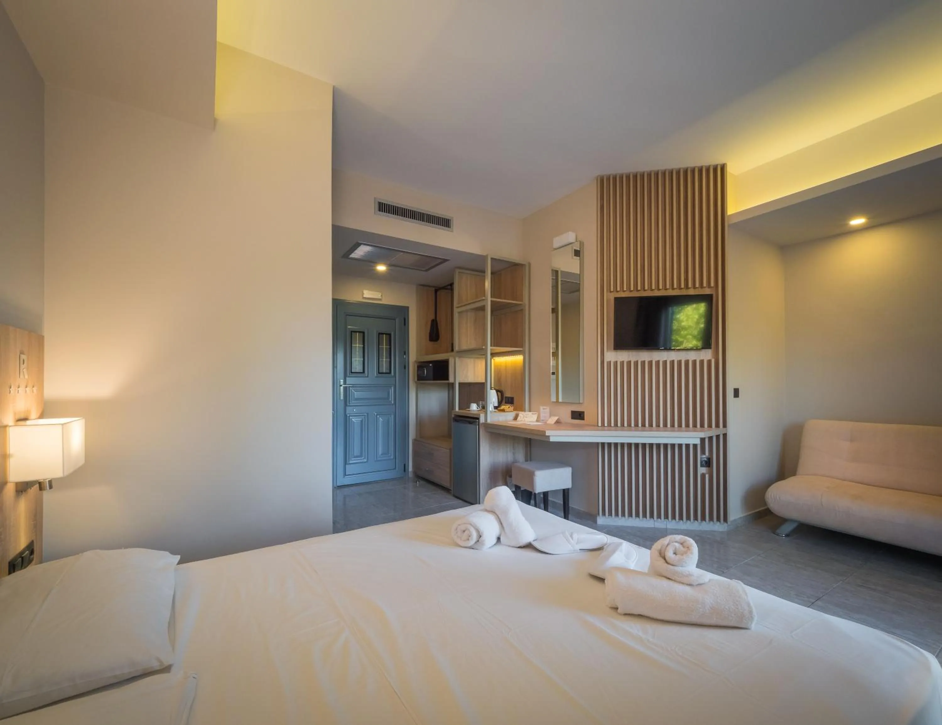 Bed in Paradise Resort