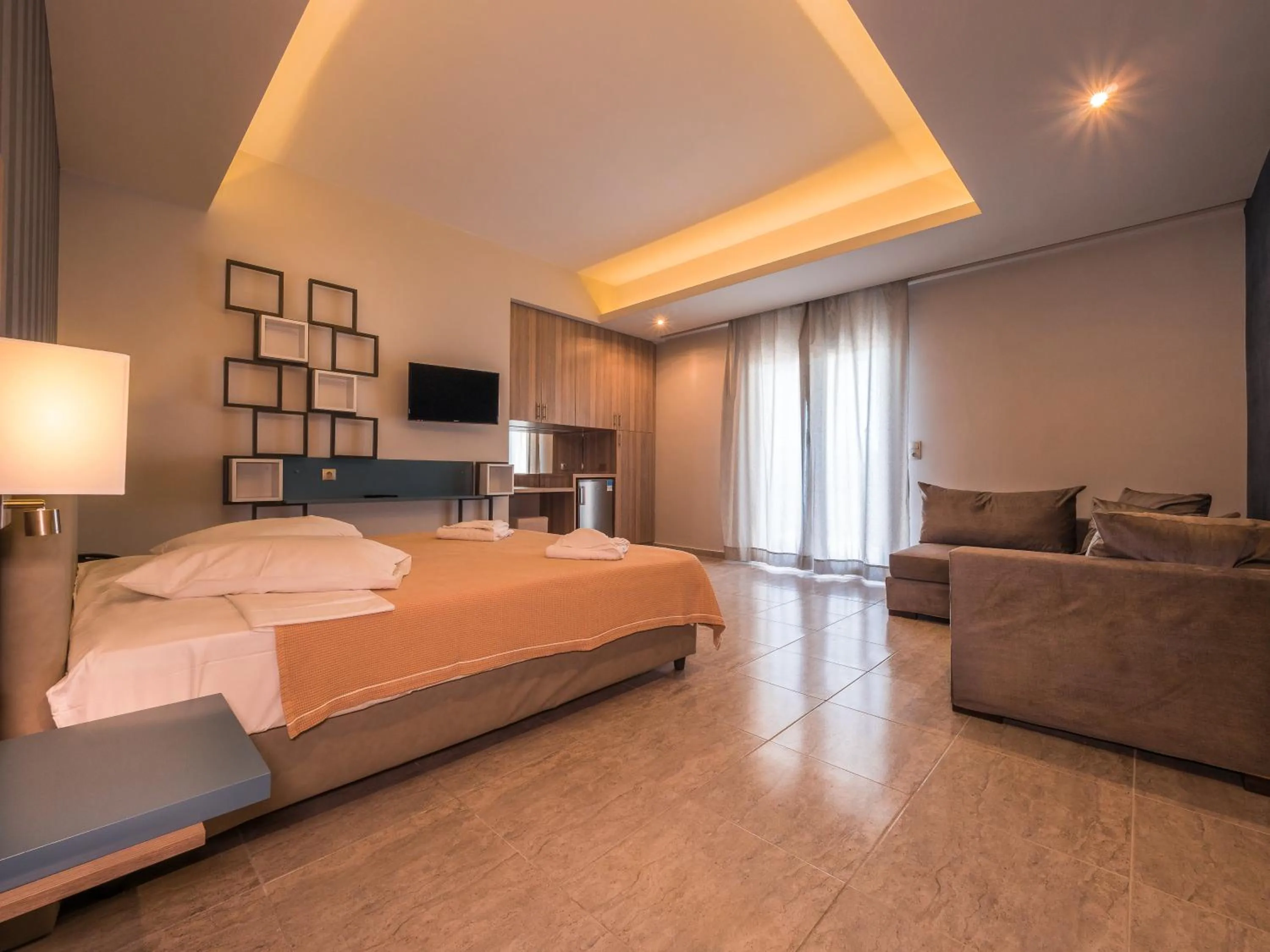 Bed in Paradise Resort