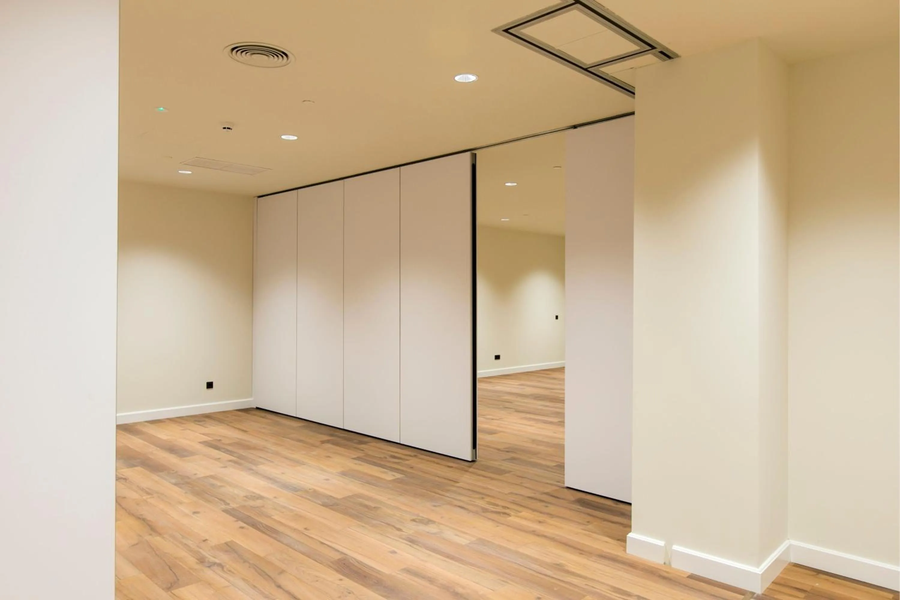 Meeting/conference room in Four Points by Sheraton Costa Blanca Resort