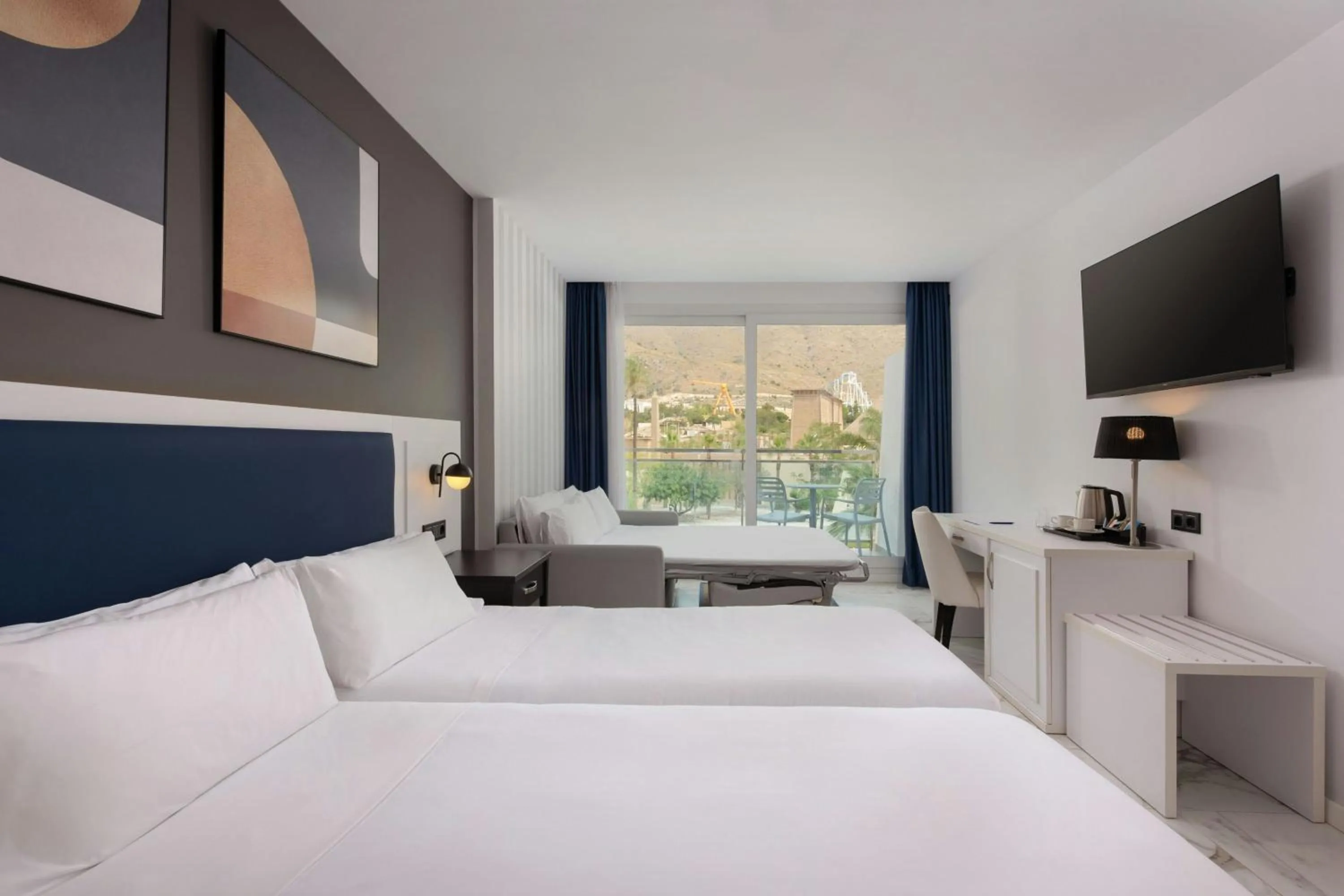 Photo of the whole room, Bed in Four Points by Sheraton Costa Blanca Resort