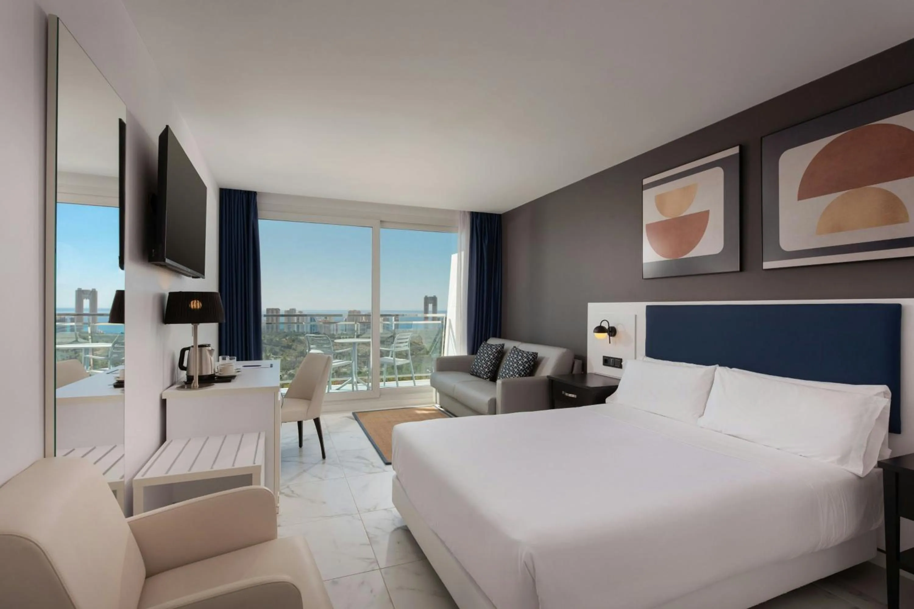 Photo of the whole room, Bed in Four Points by Sheraton Costa Blanca Resort