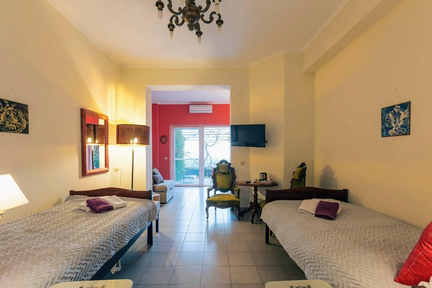 Bed in Hotel Villa Sevasti