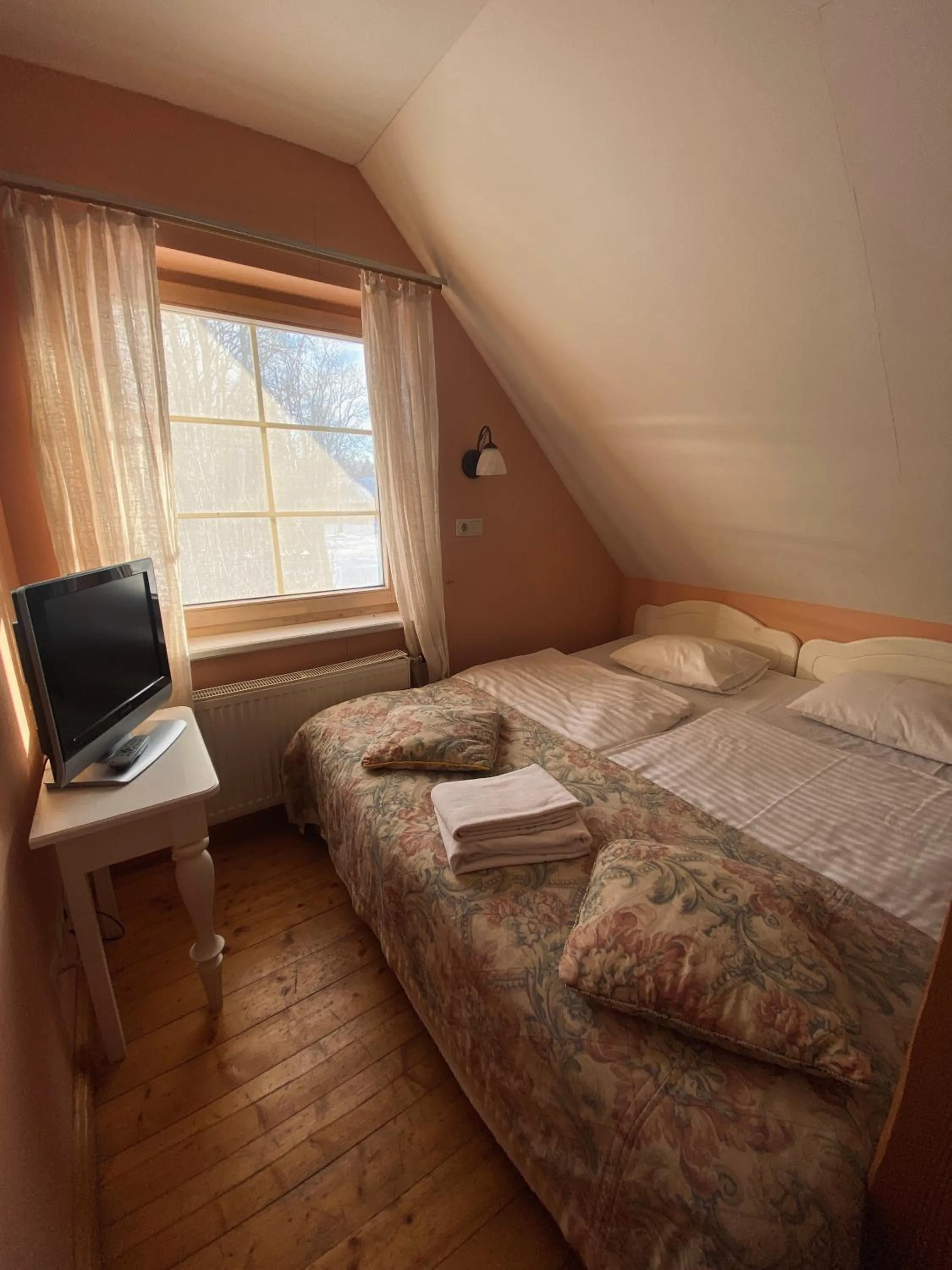 Photo of the whole room, Bed in Marcienas Muiza & SPA