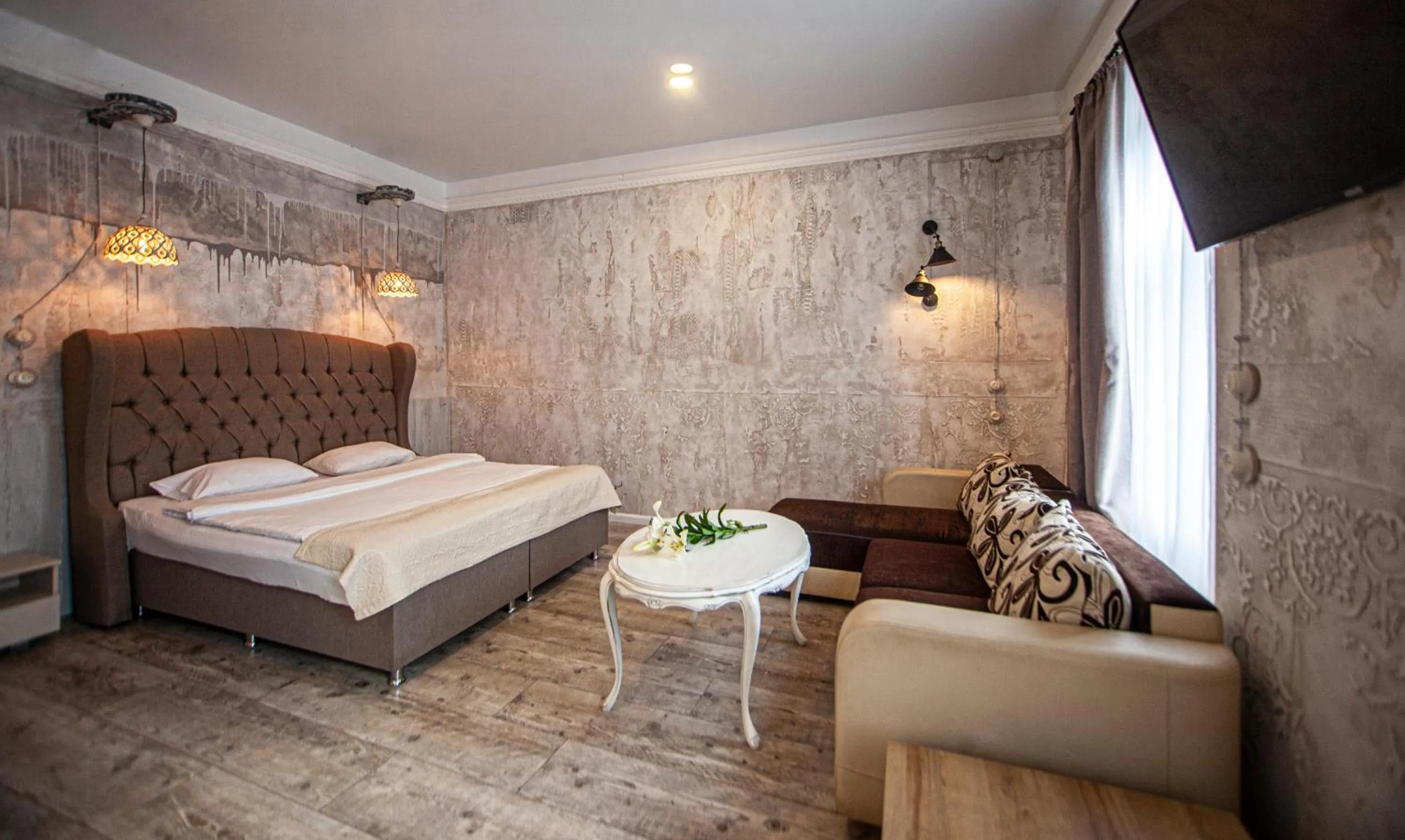 Bedroom, Bed in Biplan Hotel