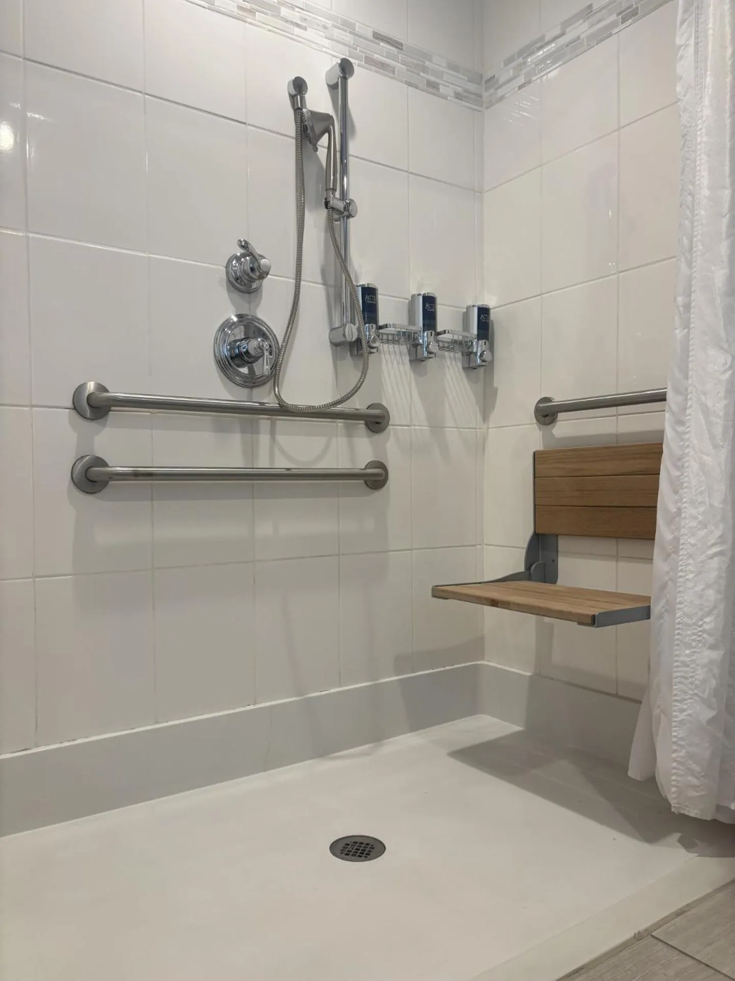 Property building in Four Points by Sheraton Charlotte - Lake Norman