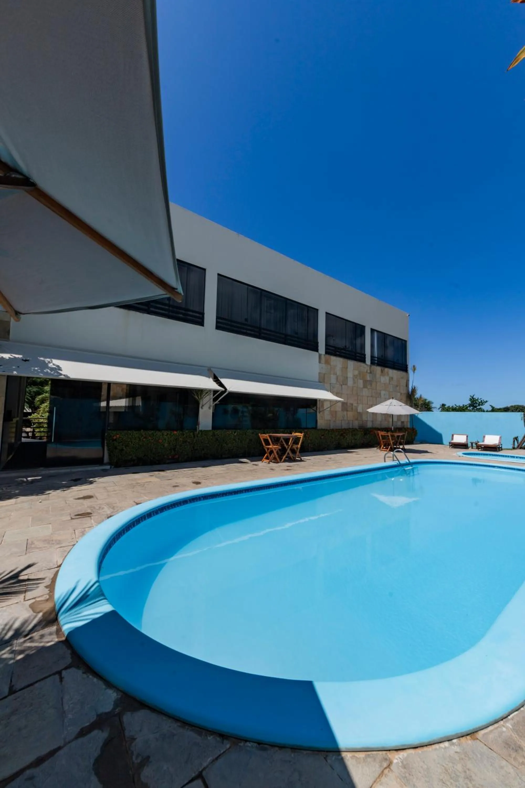 Swimming pool in Pousada Ponta de Mangue