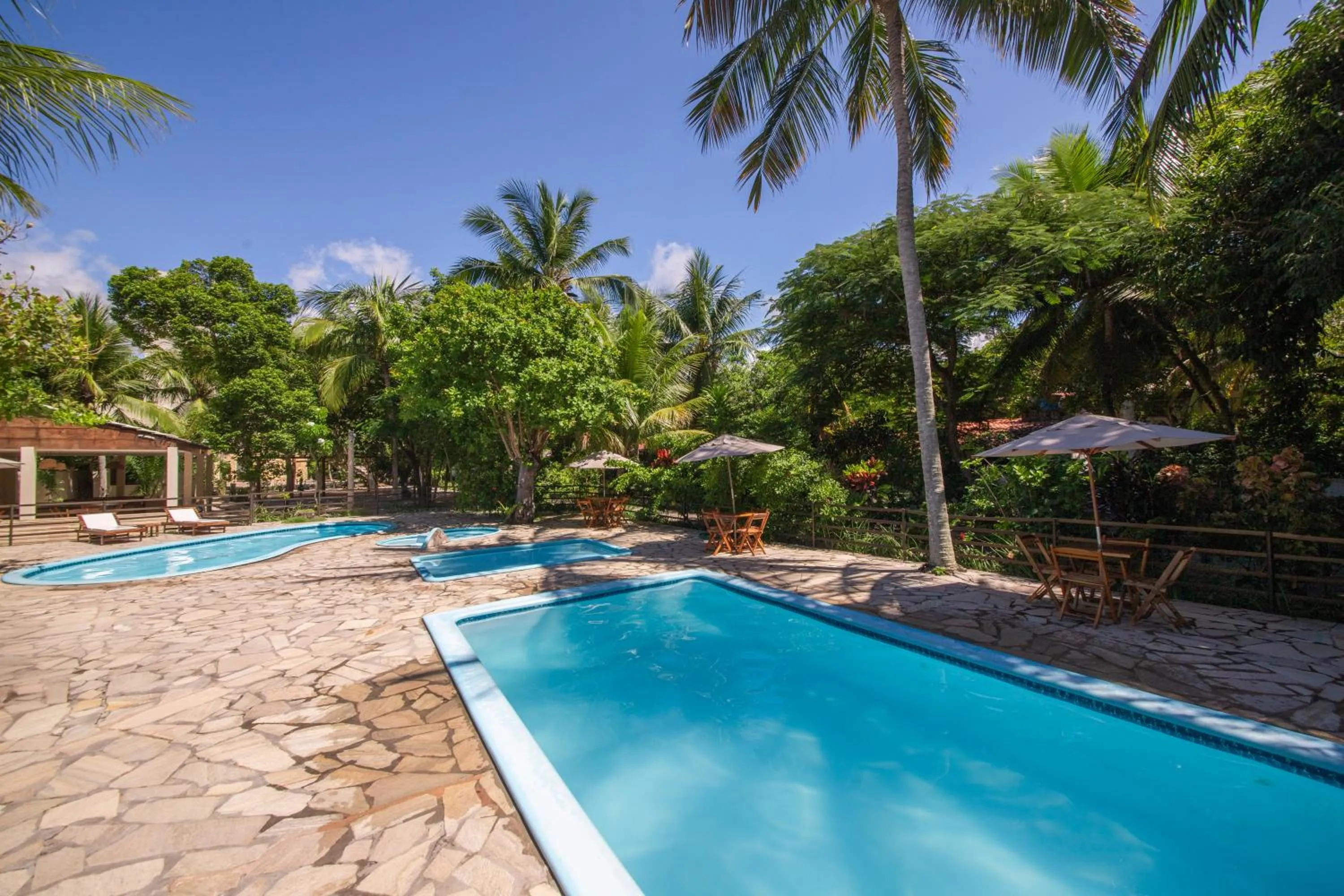 Swimming pool in Pousada Ponta de Mangue
