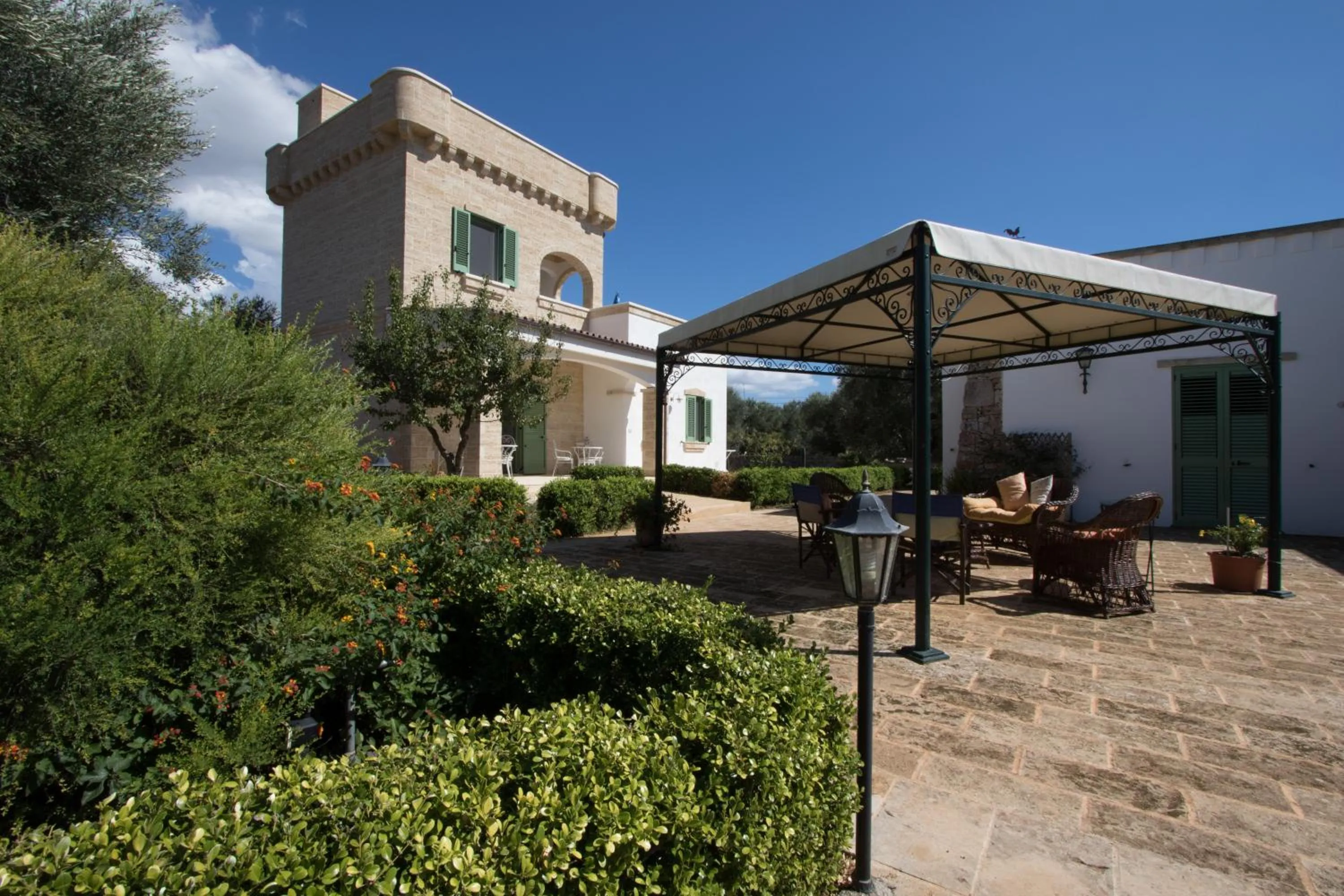 Property building in Casale de li Canti