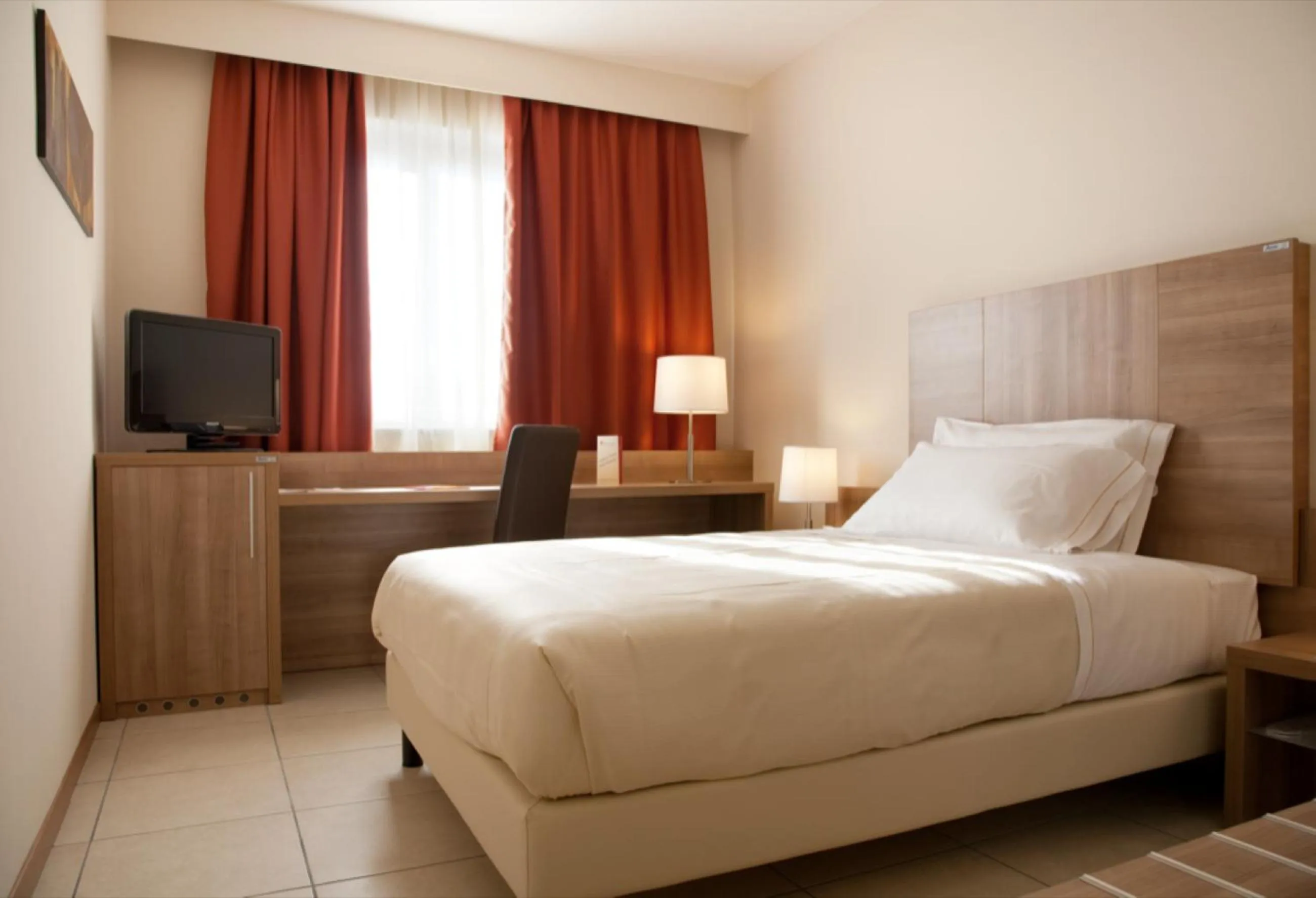 TV and multimedia, Bed in Torino Hotel San Luigi - Ristorante Trait d'Union