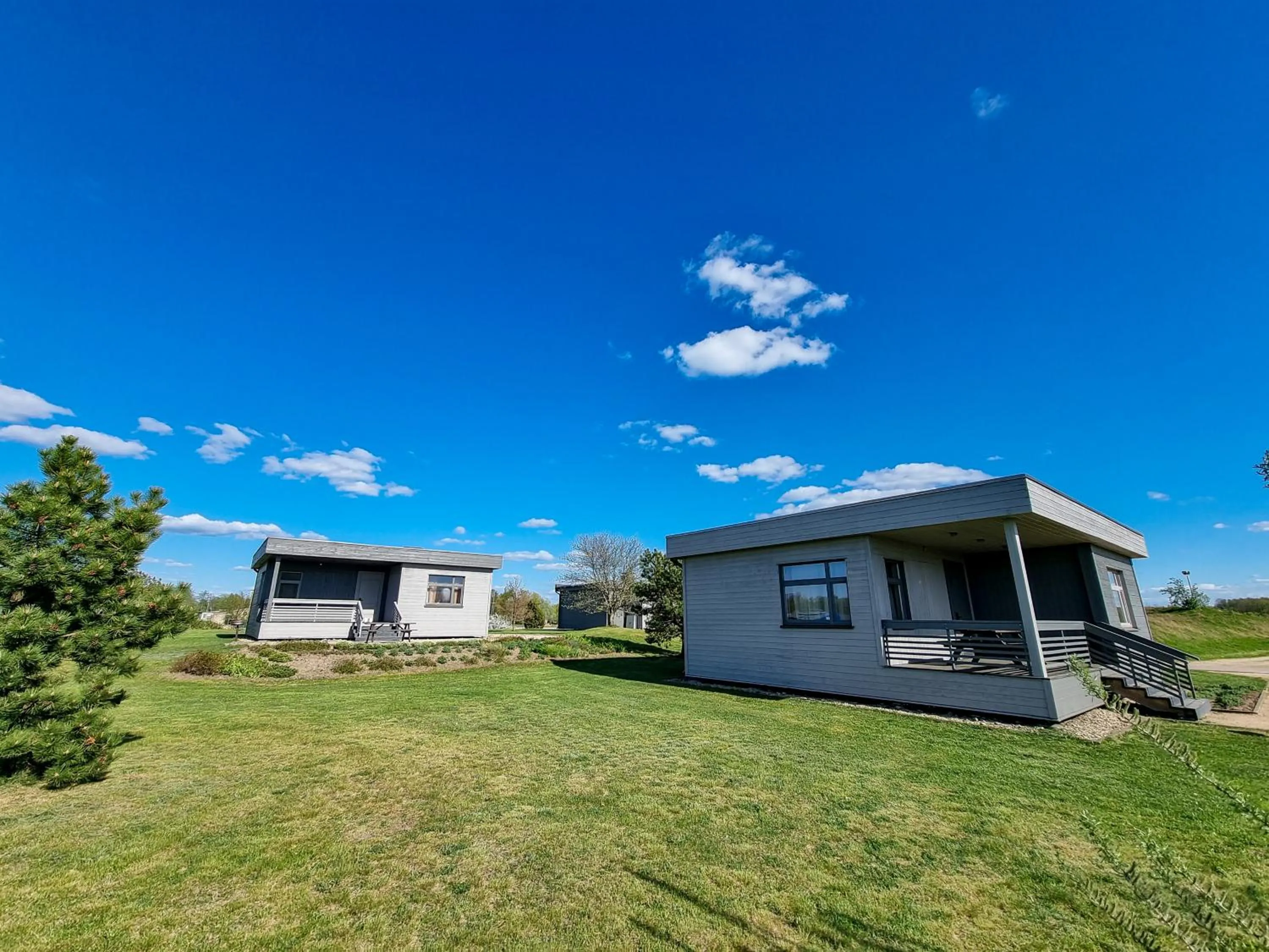 Property building in Kapteinu Osta