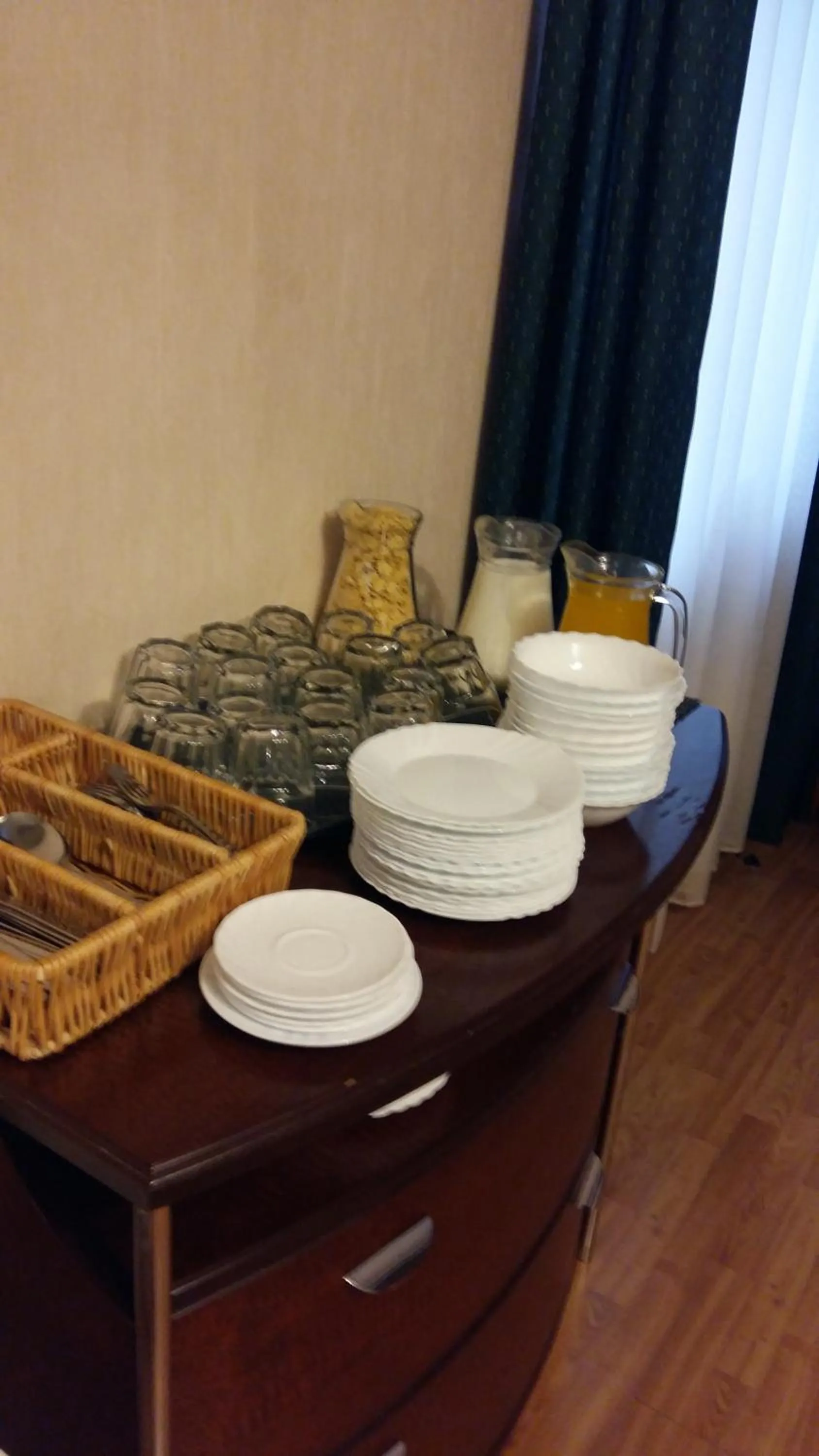 Buffet breakfast in Duets