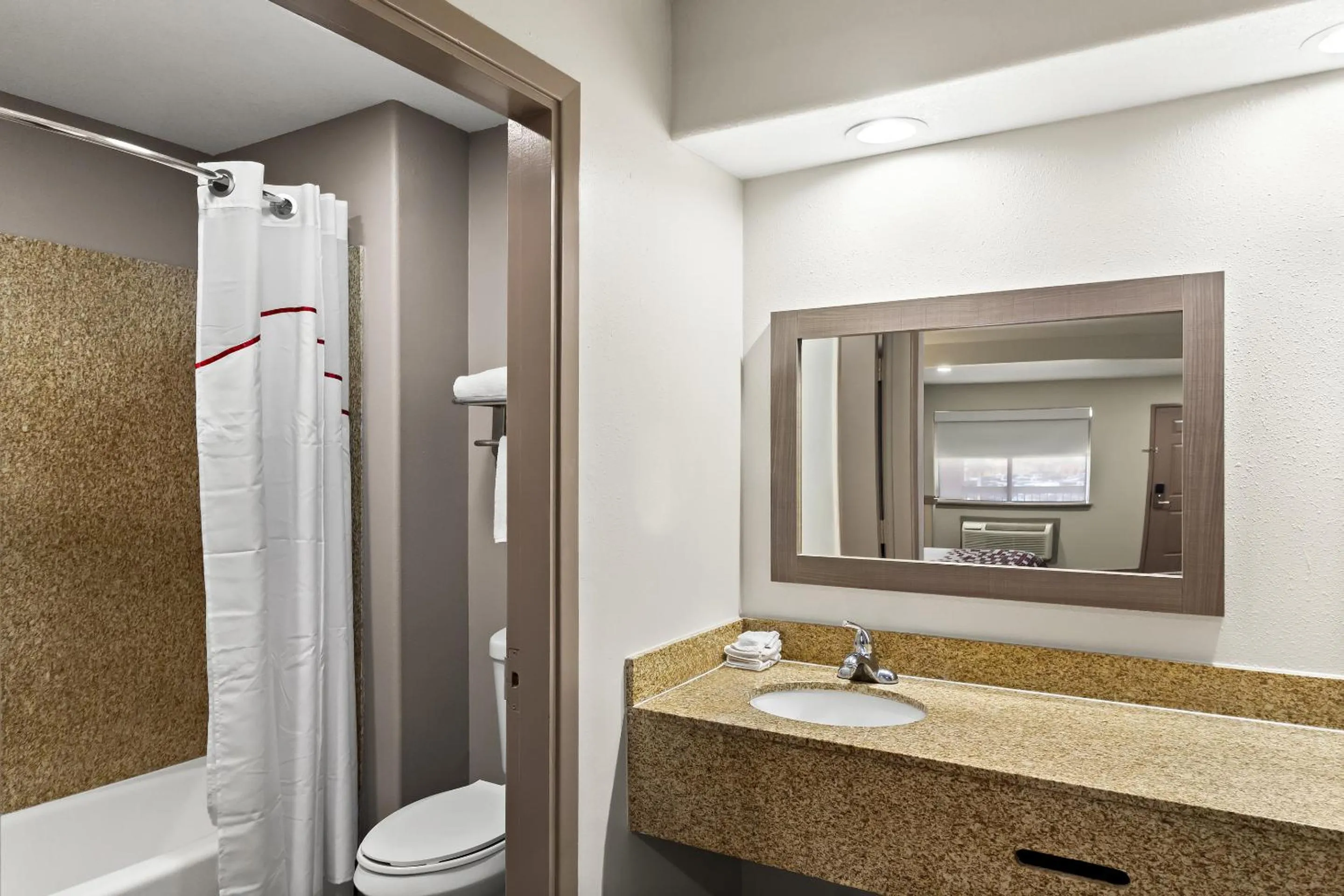 Bathroom in Red Roof Inn Stafford, TX