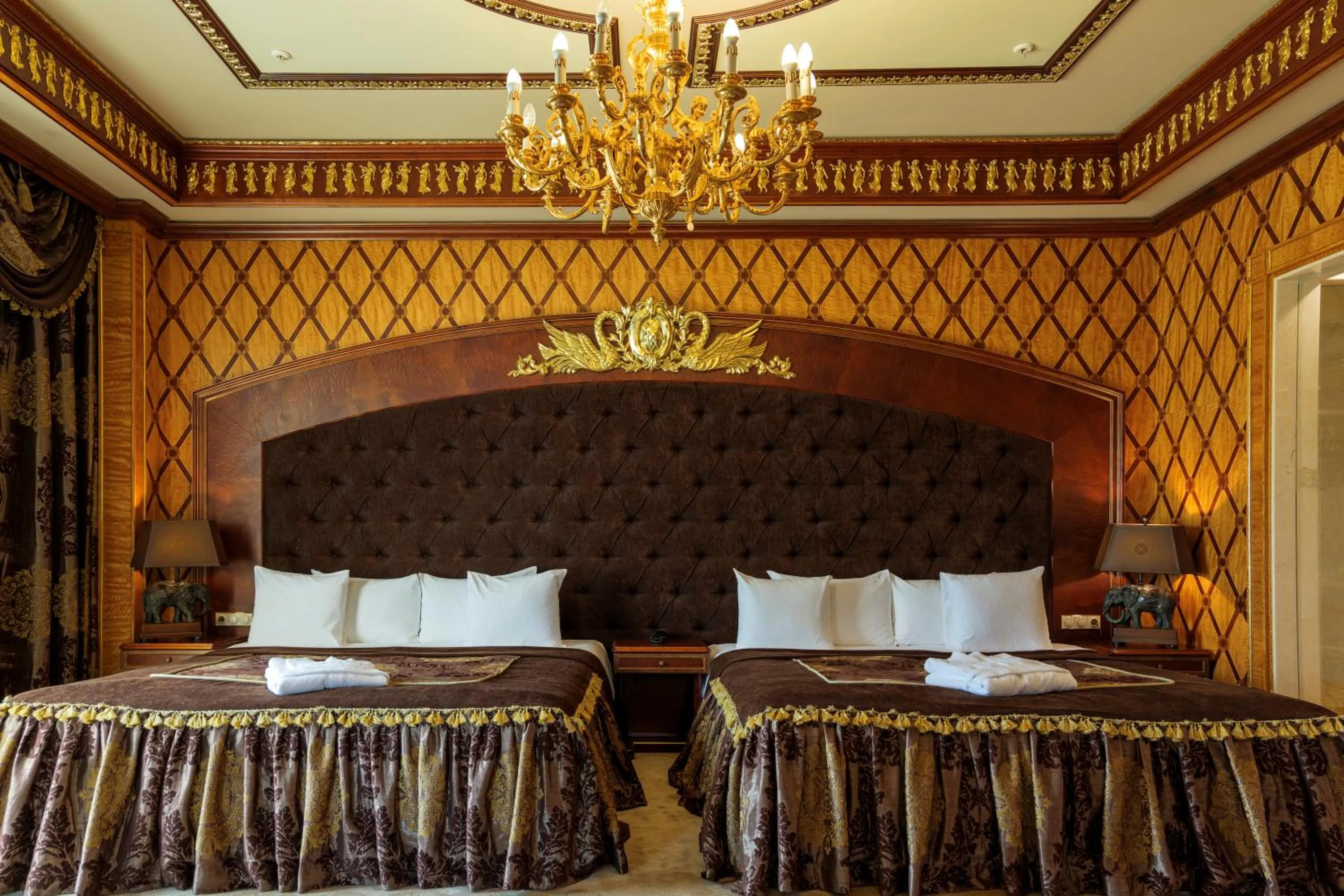 Bed in Royal SPA & Hotel Resort