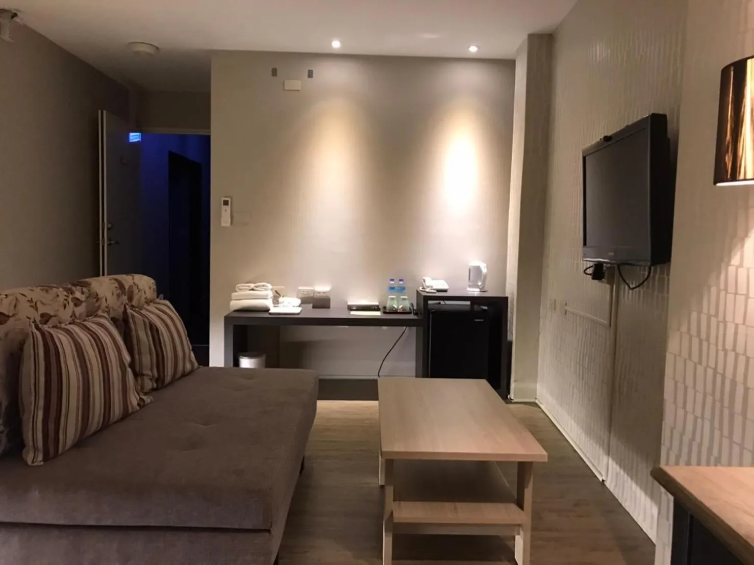 Living room in Sun Moon Lake Loft Inn