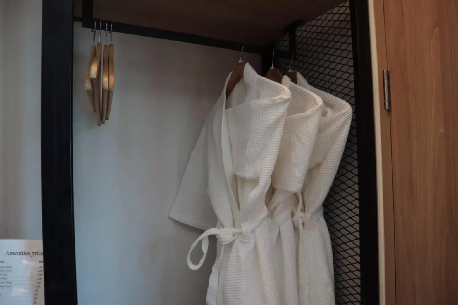 Suite in Mii Hotel Srinakarin Suite in Mii Hotel Srinakarin