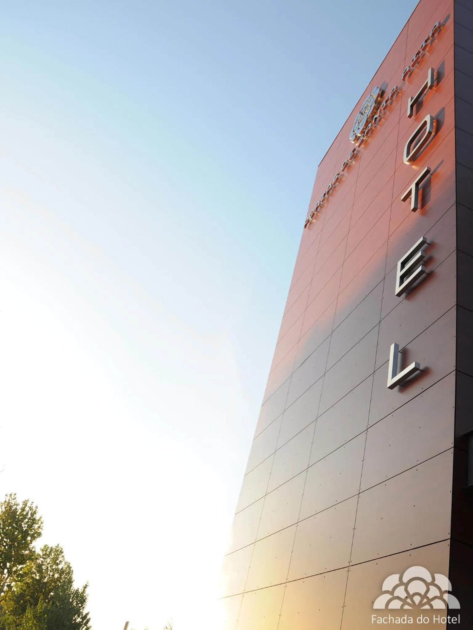Facade/entrance in Hotel Portas De Santa Rita