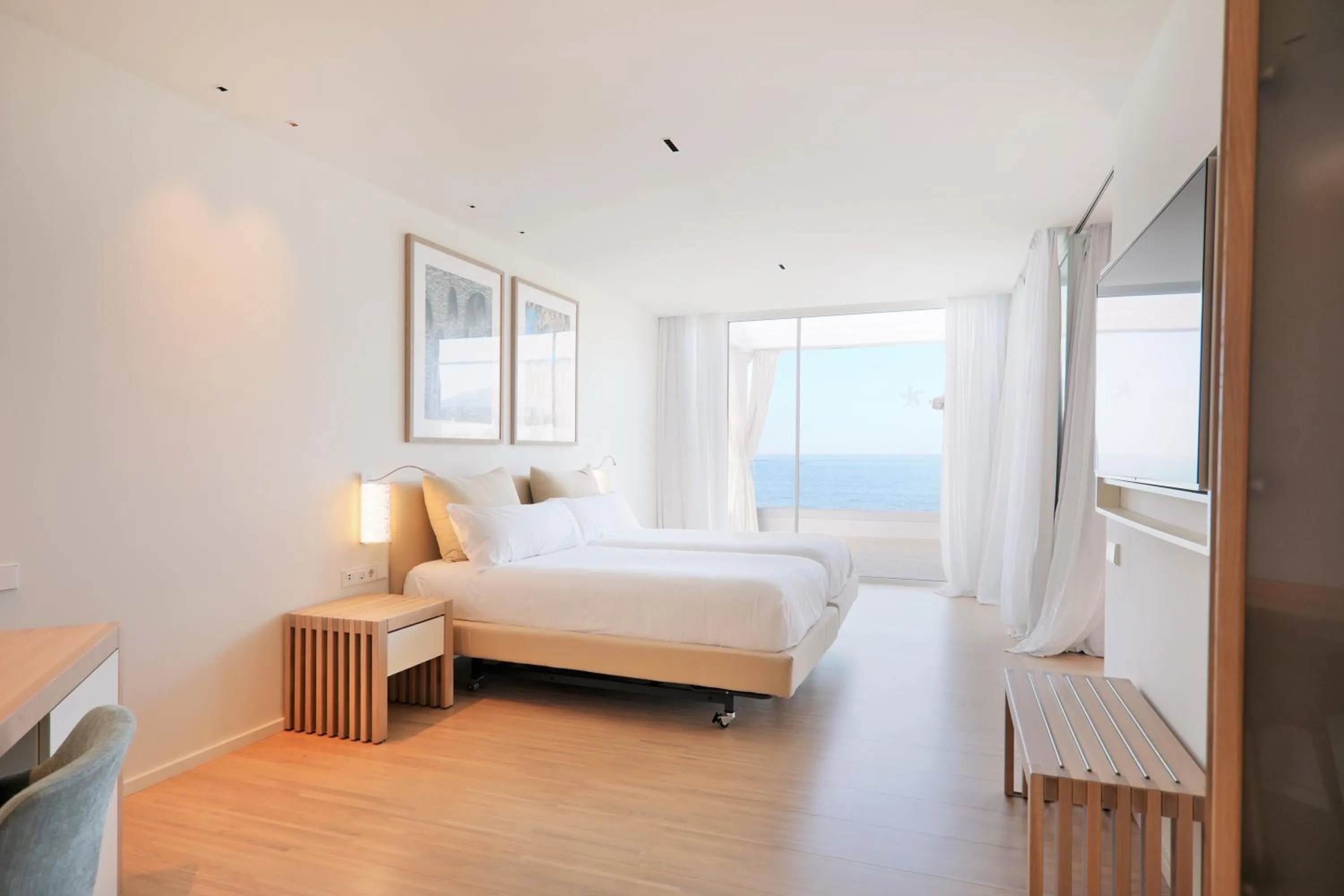 Bedroom, Bed in JOIA Salomé by Iberostar -Adults Only