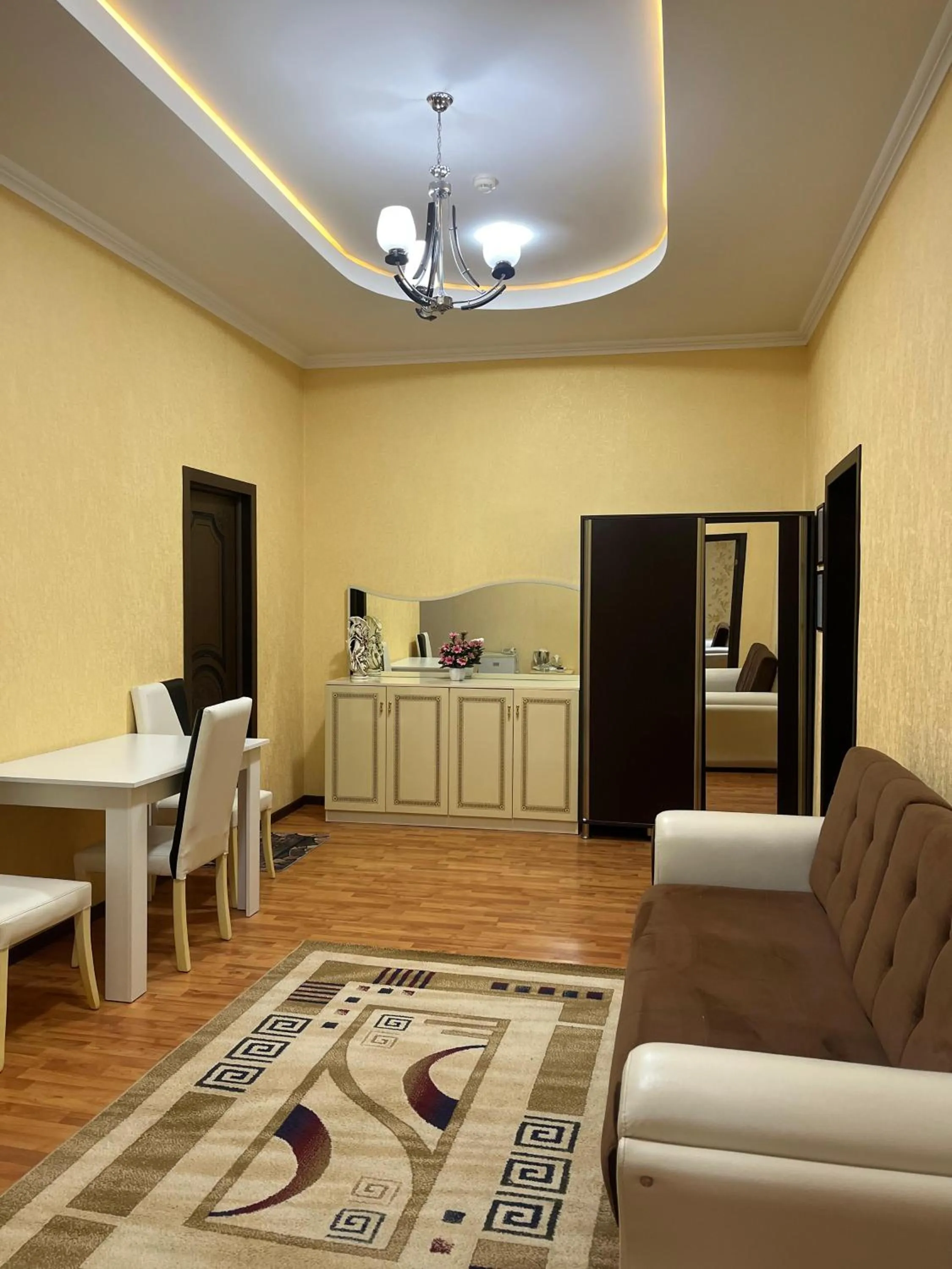 Living room in Starway Hotel