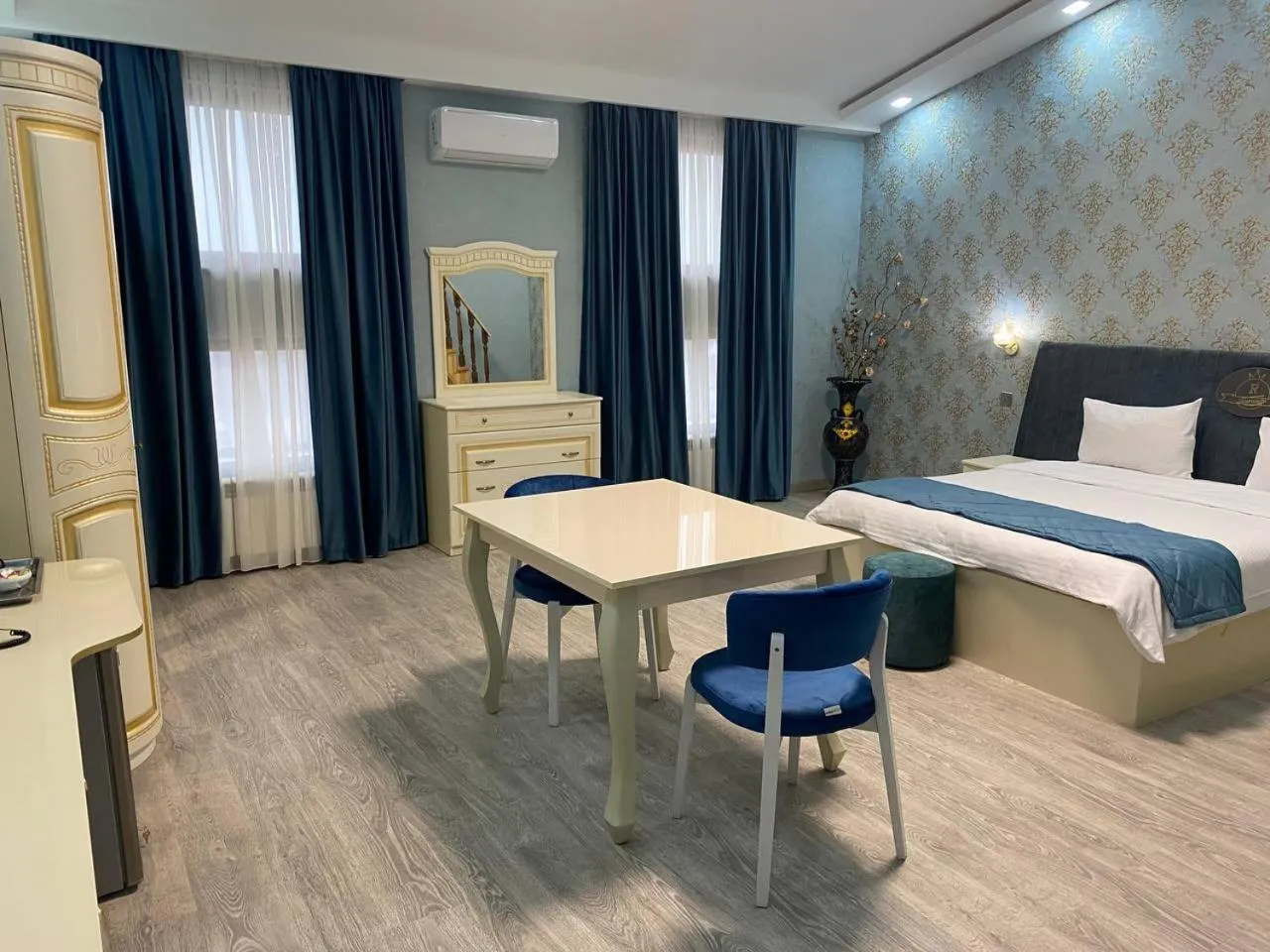 Bed in Starway Hotel