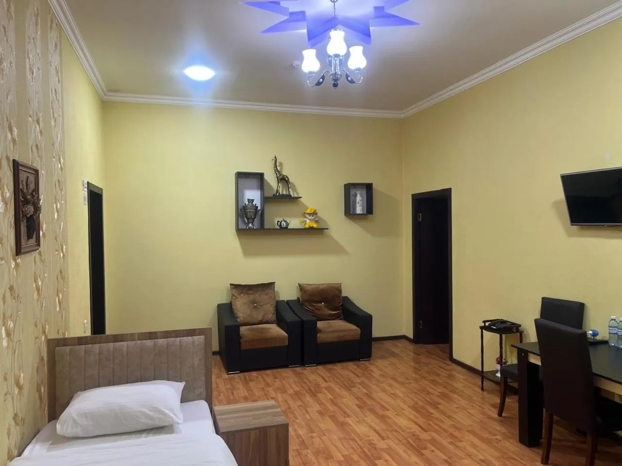 Bed in Starway Hotel