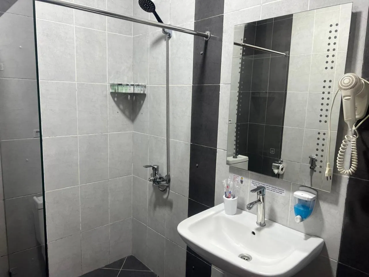 Shower in Starway Hotel