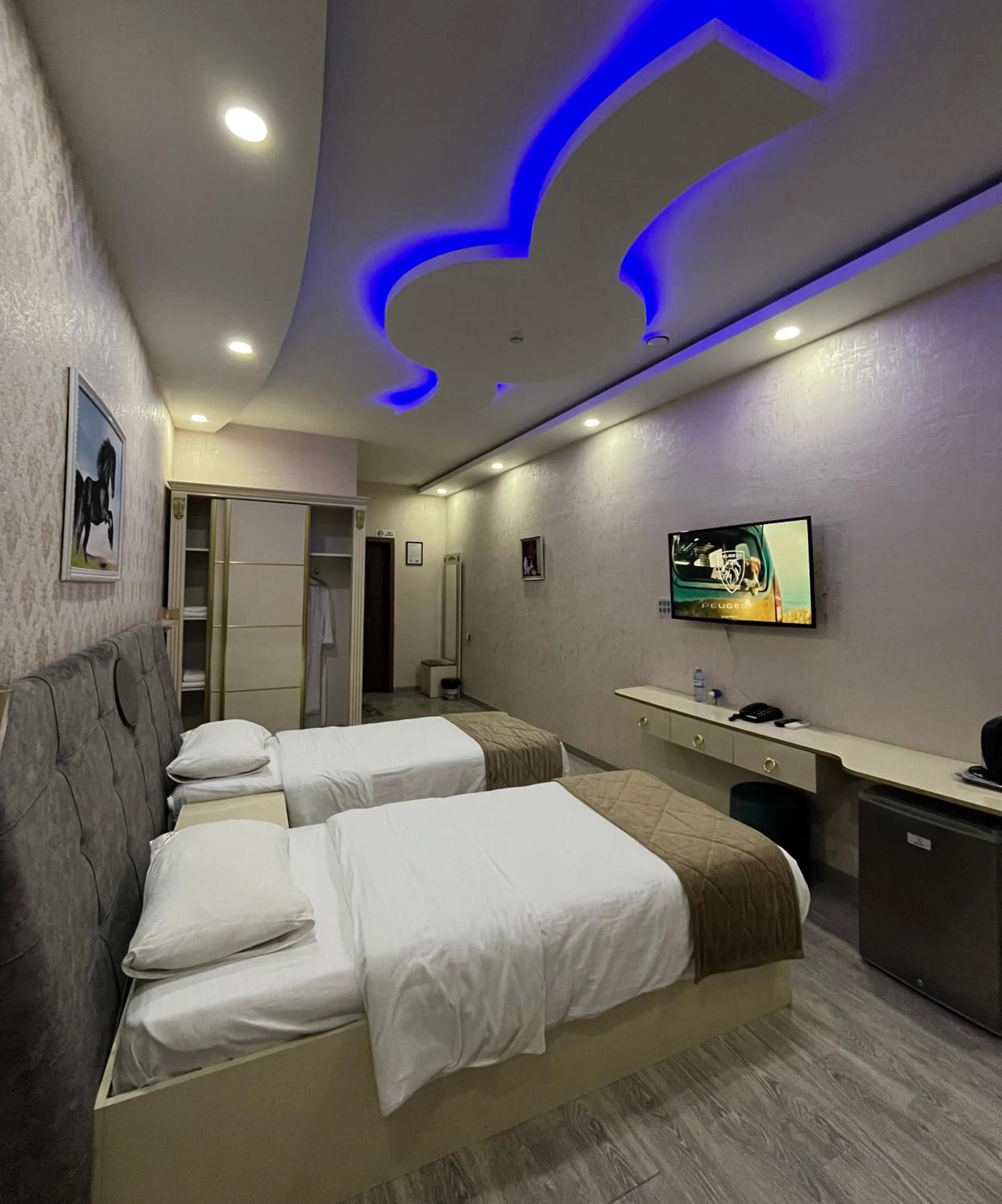 TV and multimedia, Bed in Starway Hotel
