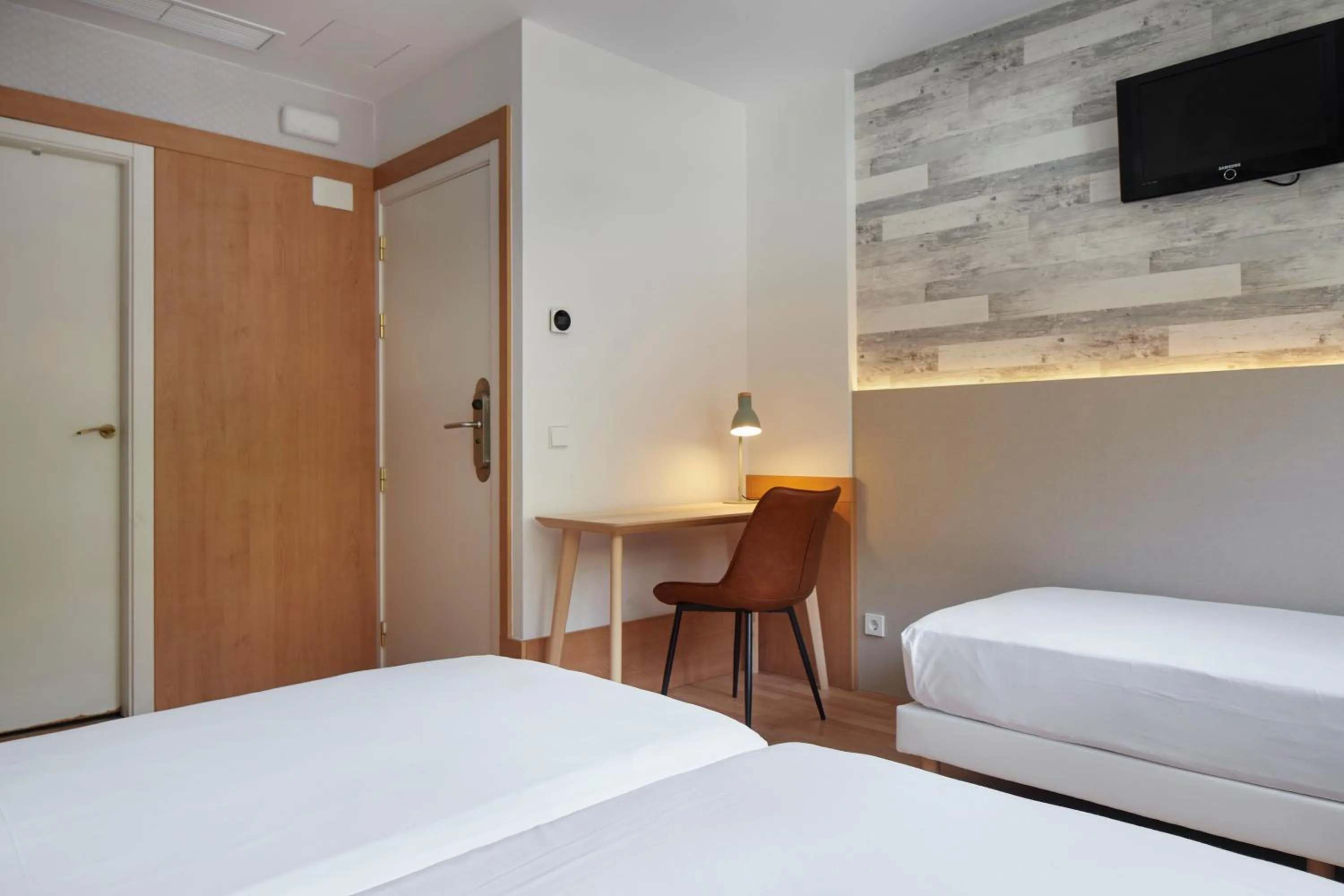 Bed in Hotel Berri Versalles