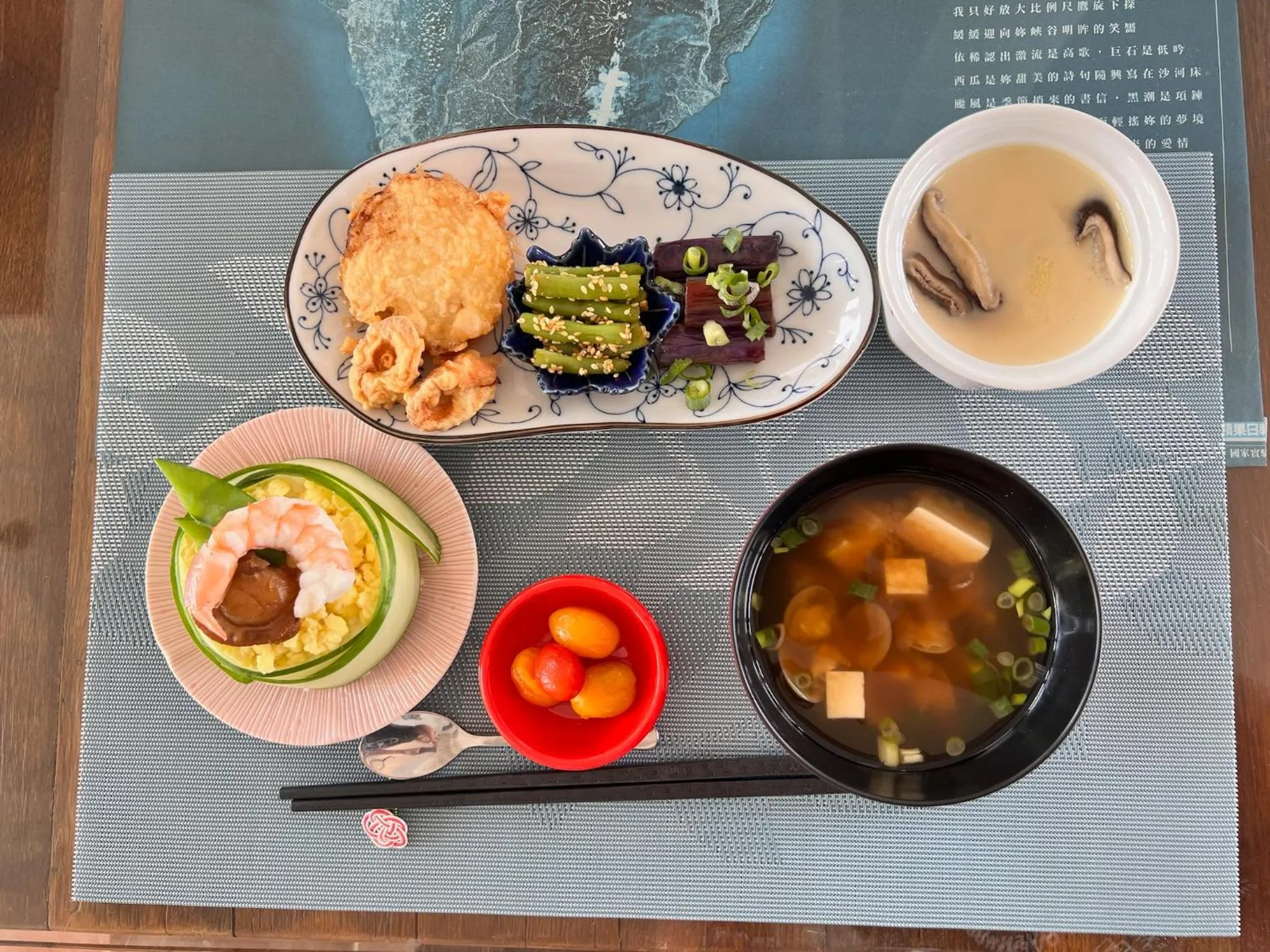 Asian breakfast in Coral B&B