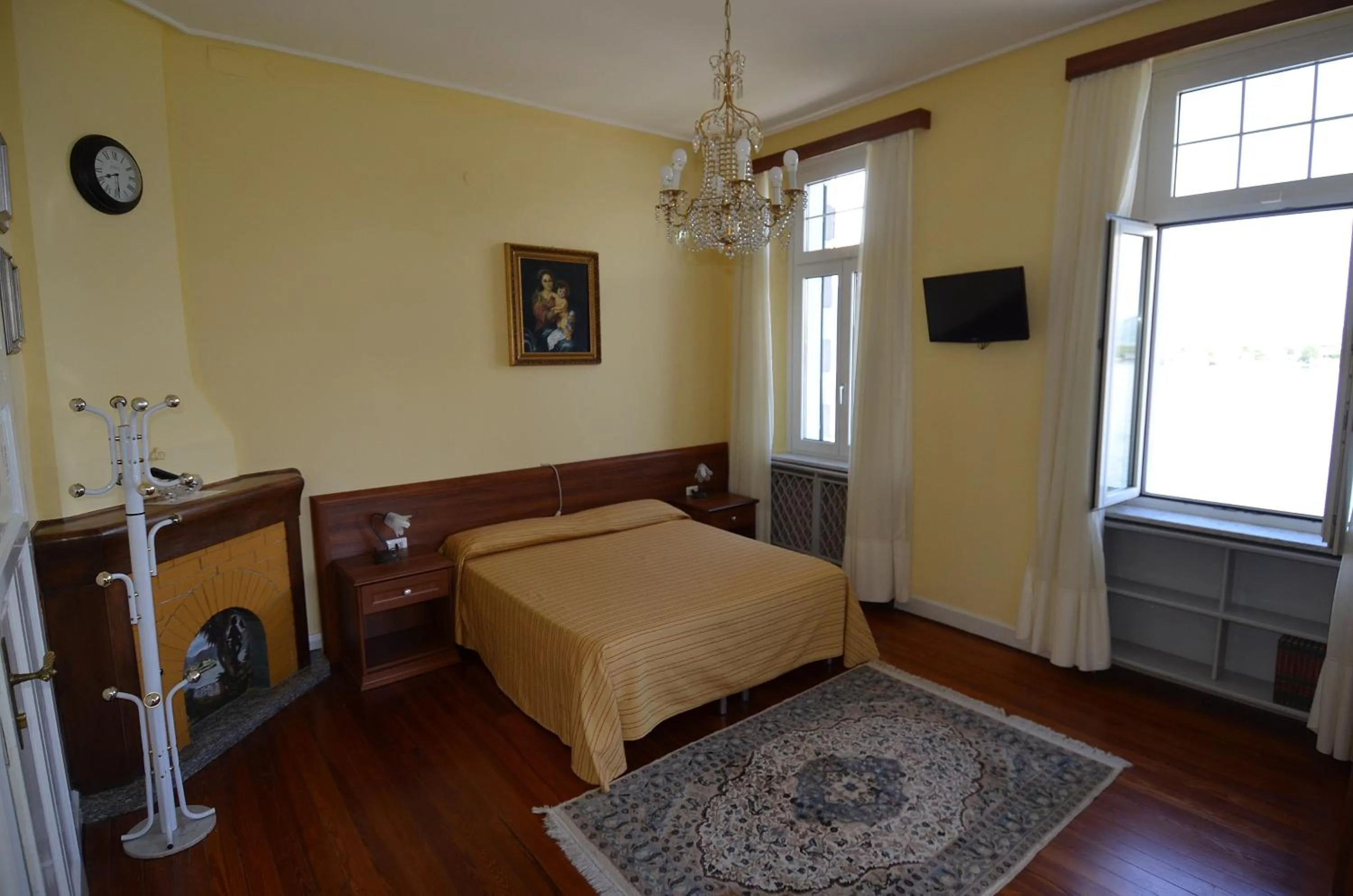 Bedroom, Bed in Hotel Villa Ruscello