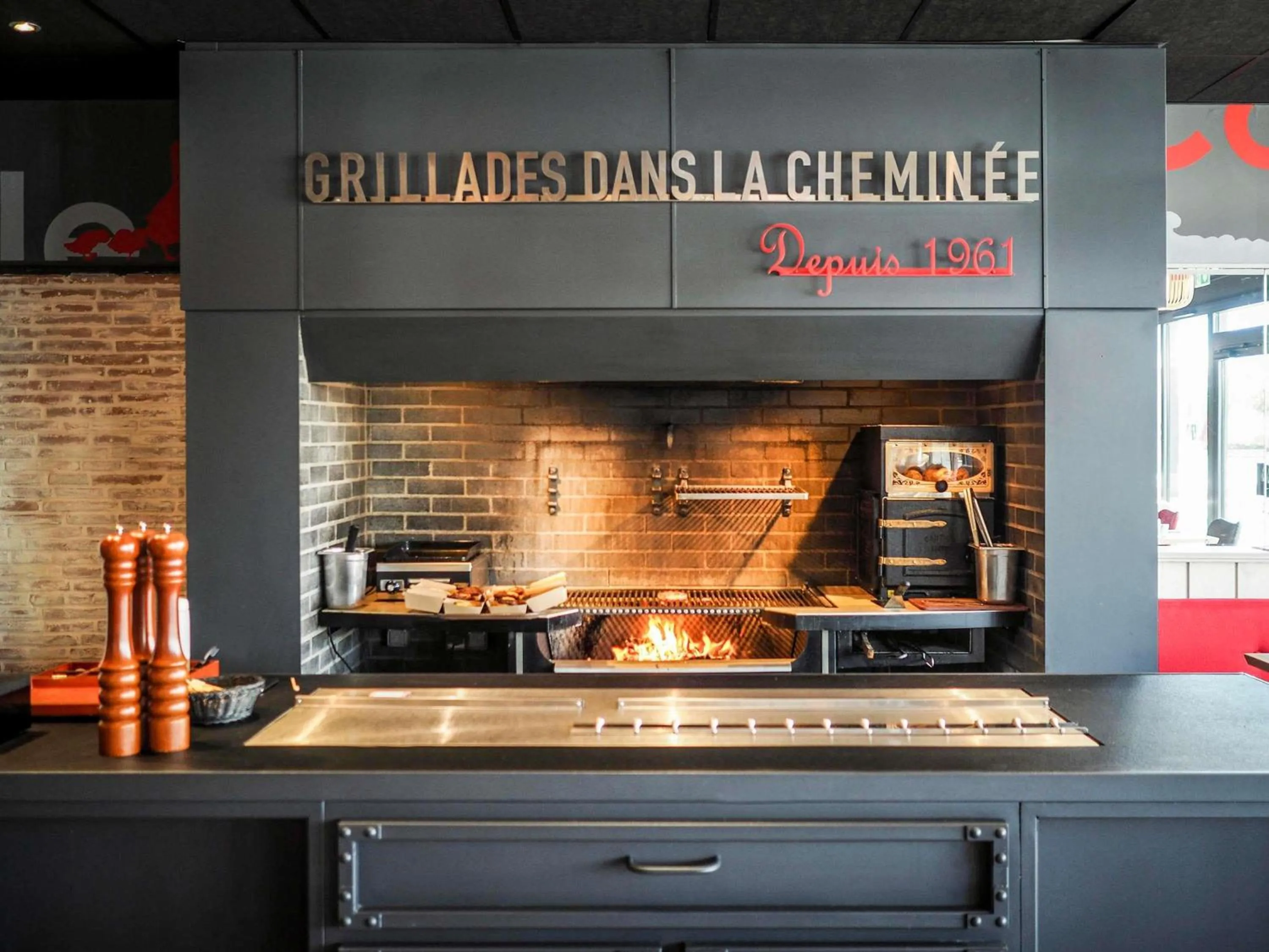 Property building in ibis Orange Centre