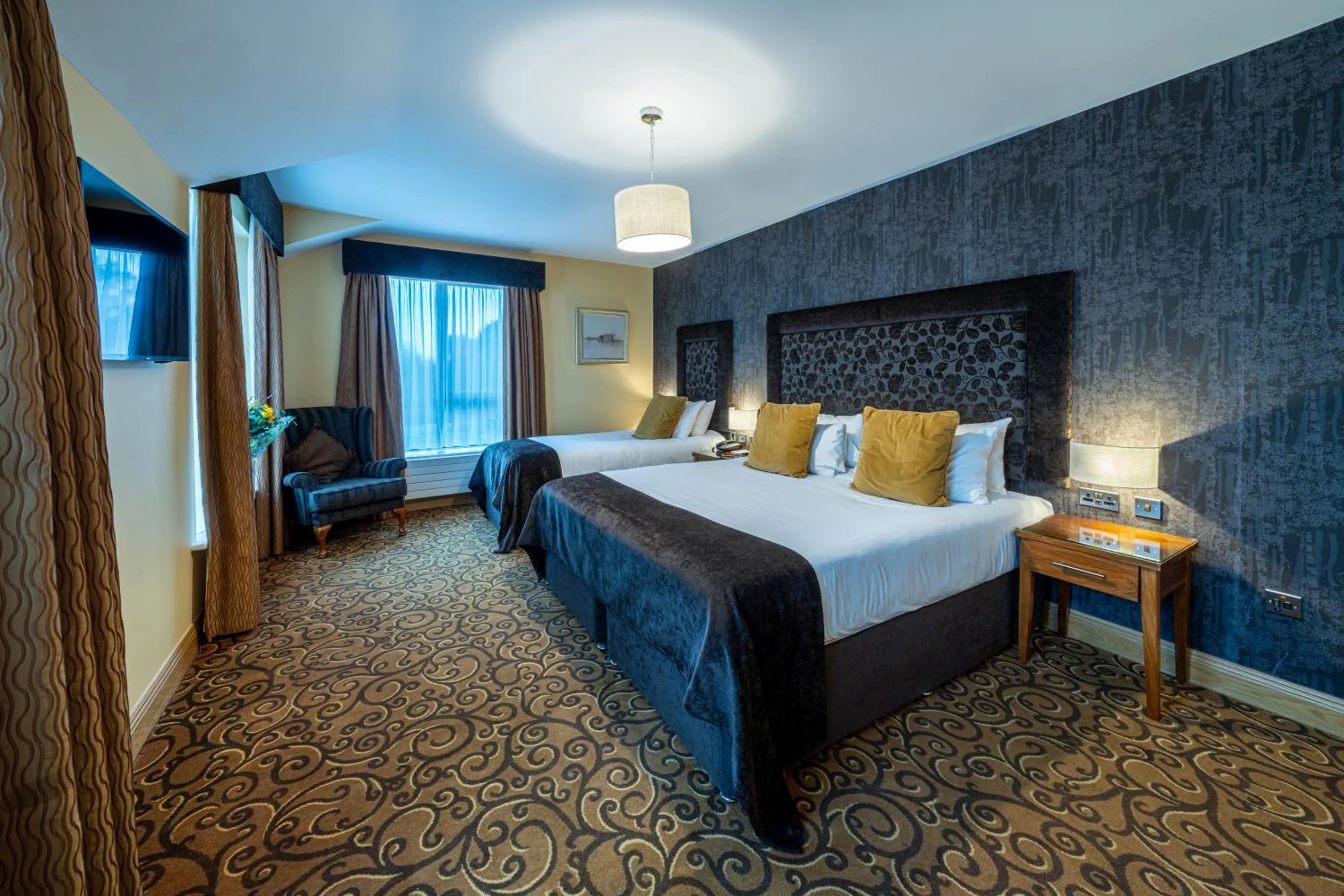 Bedroom, Bed in Kettles Country House Hotel