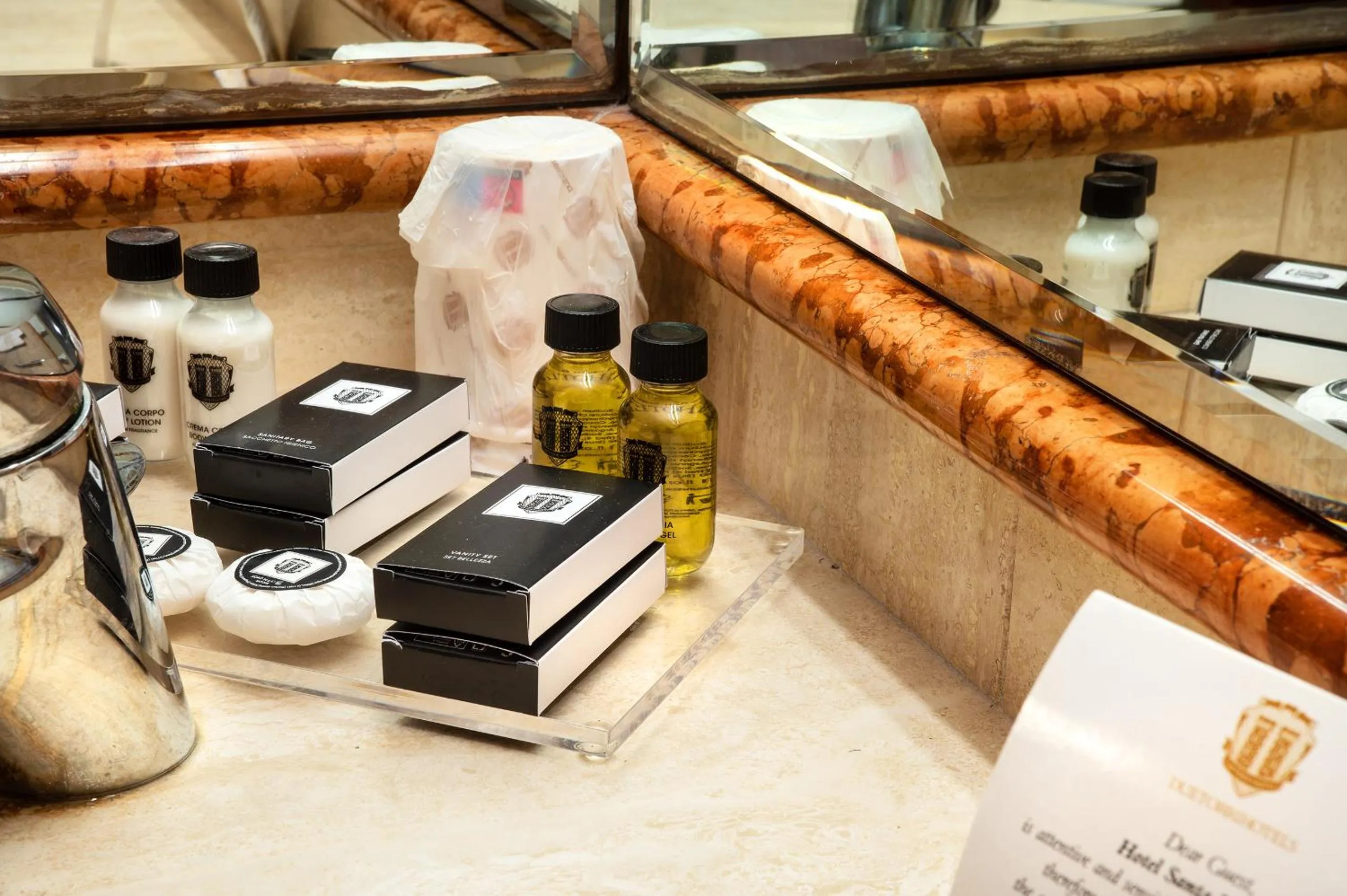 Bathroom in Santa Barbara Hotel