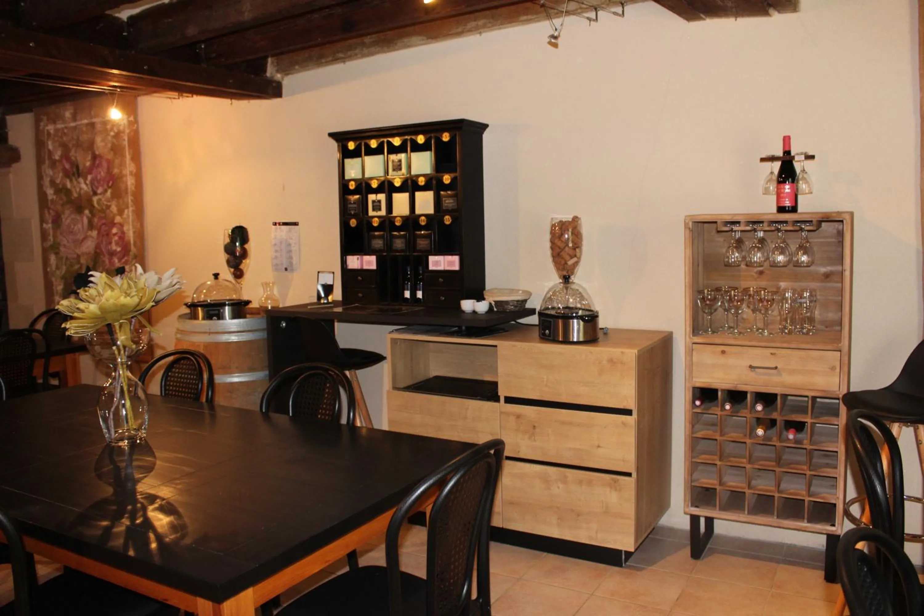 Restaurant/places to eat in Hôtel & Spa Chai De La Paleine