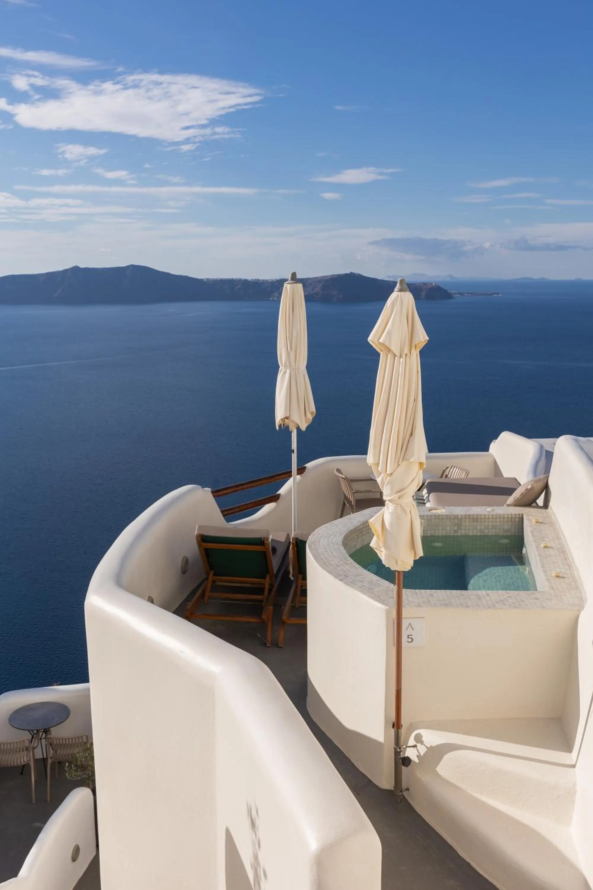 Natural landscape in Aperto Suites - Adults Only