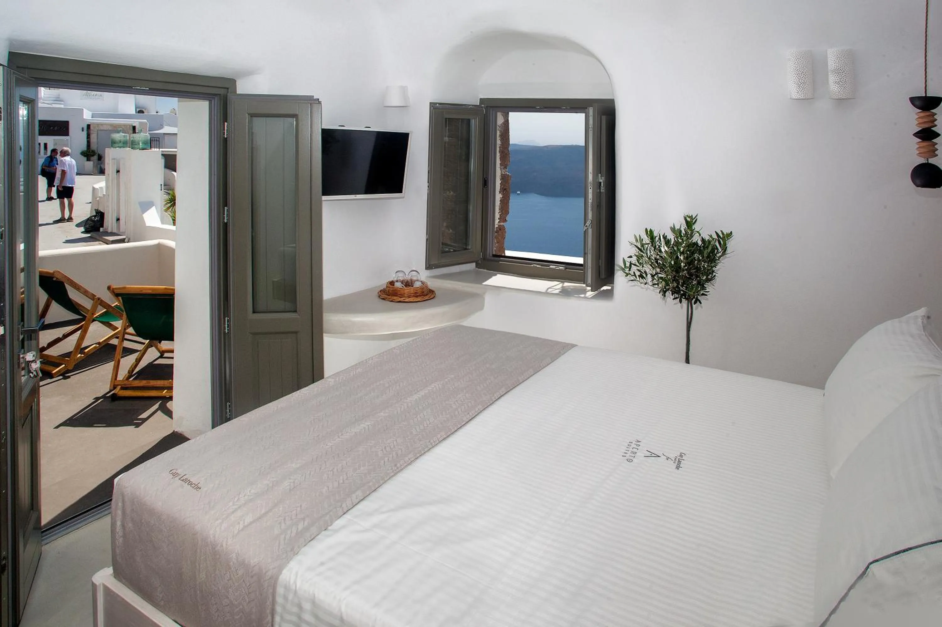 Bedroom, Bed in Aperto Suites - Adults Only