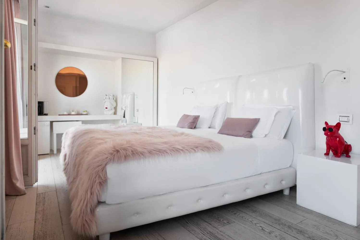 wardrobe, Bed in Eurostars Florence Boutique