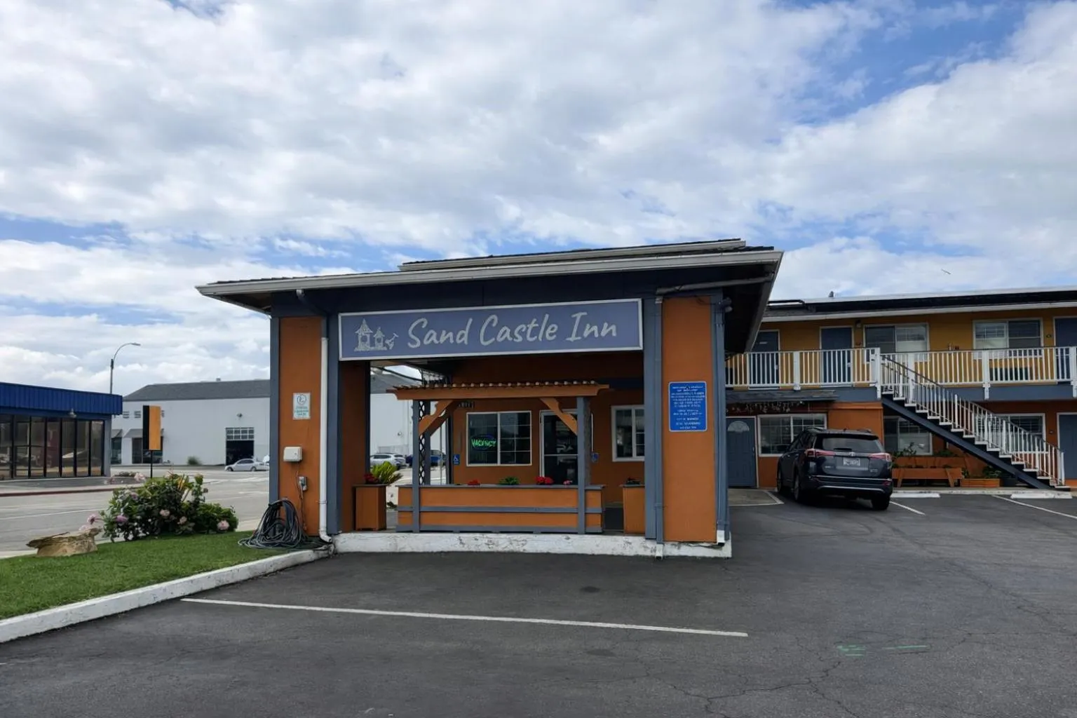 Property building in Sand Castle Inn