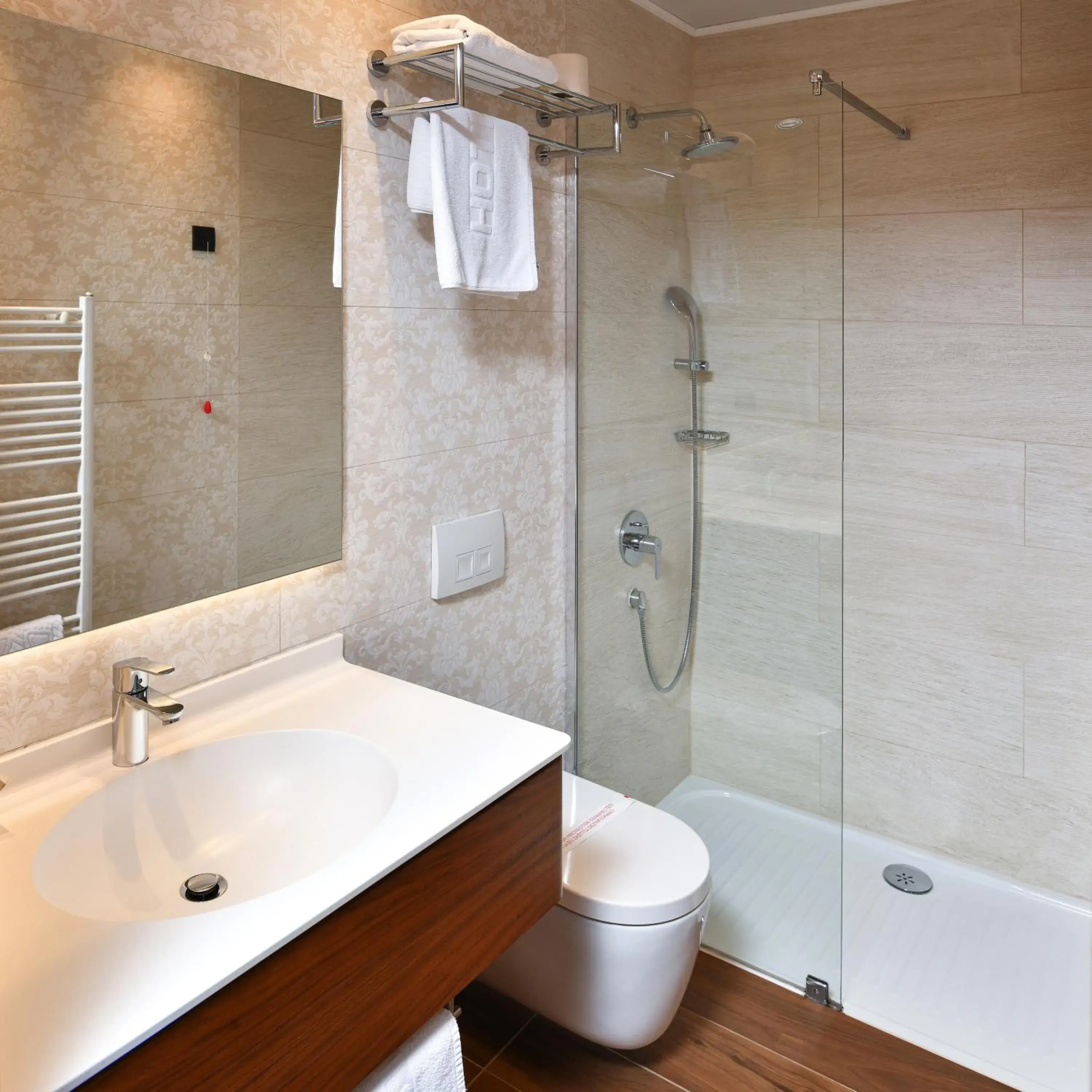 Deluxe Double Room in Heritage Hotel Krone Deluxe Double Room in Heritage Hotel Krone