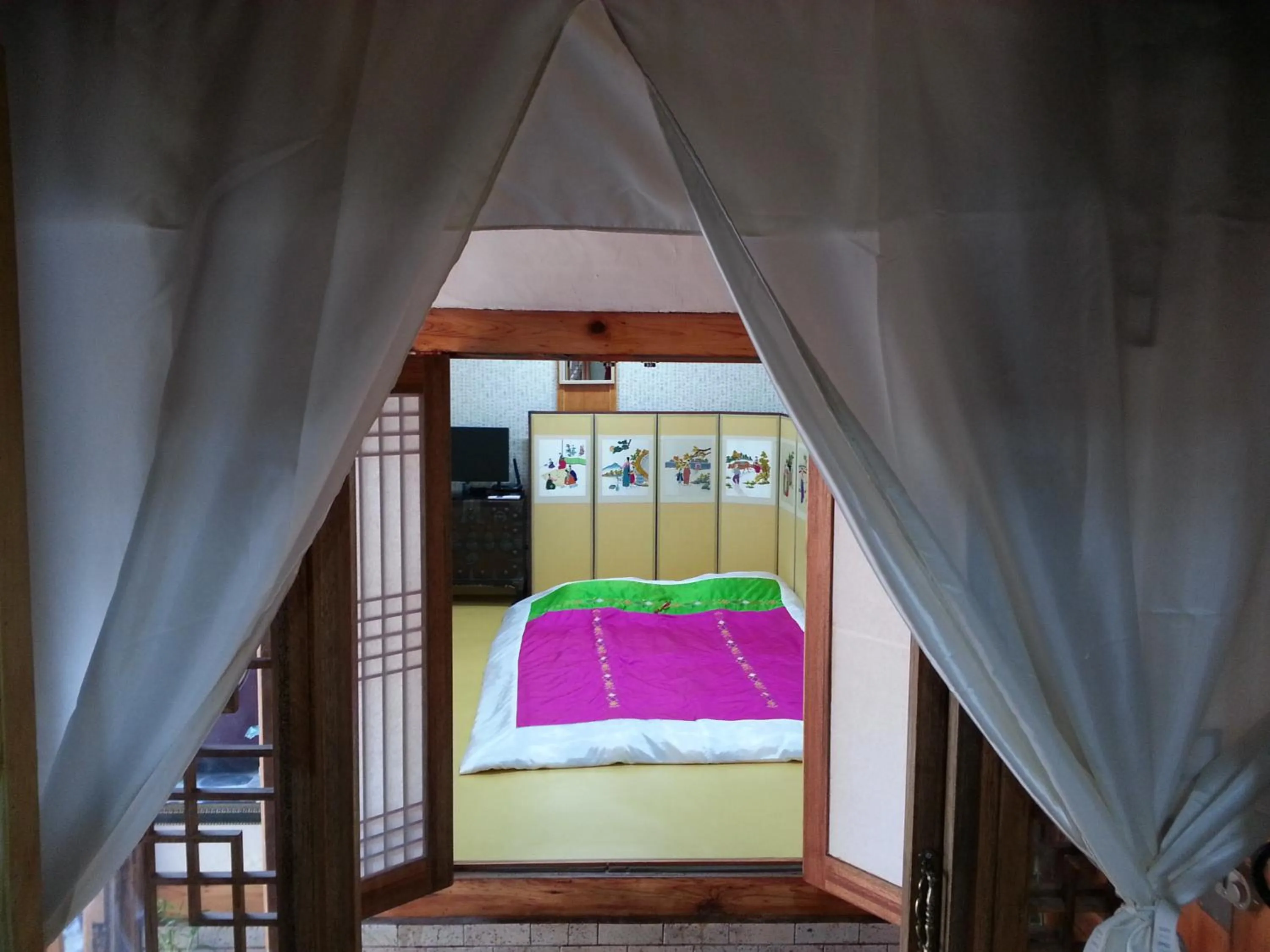 Property building, Bed in Dajayon Hanok Stay