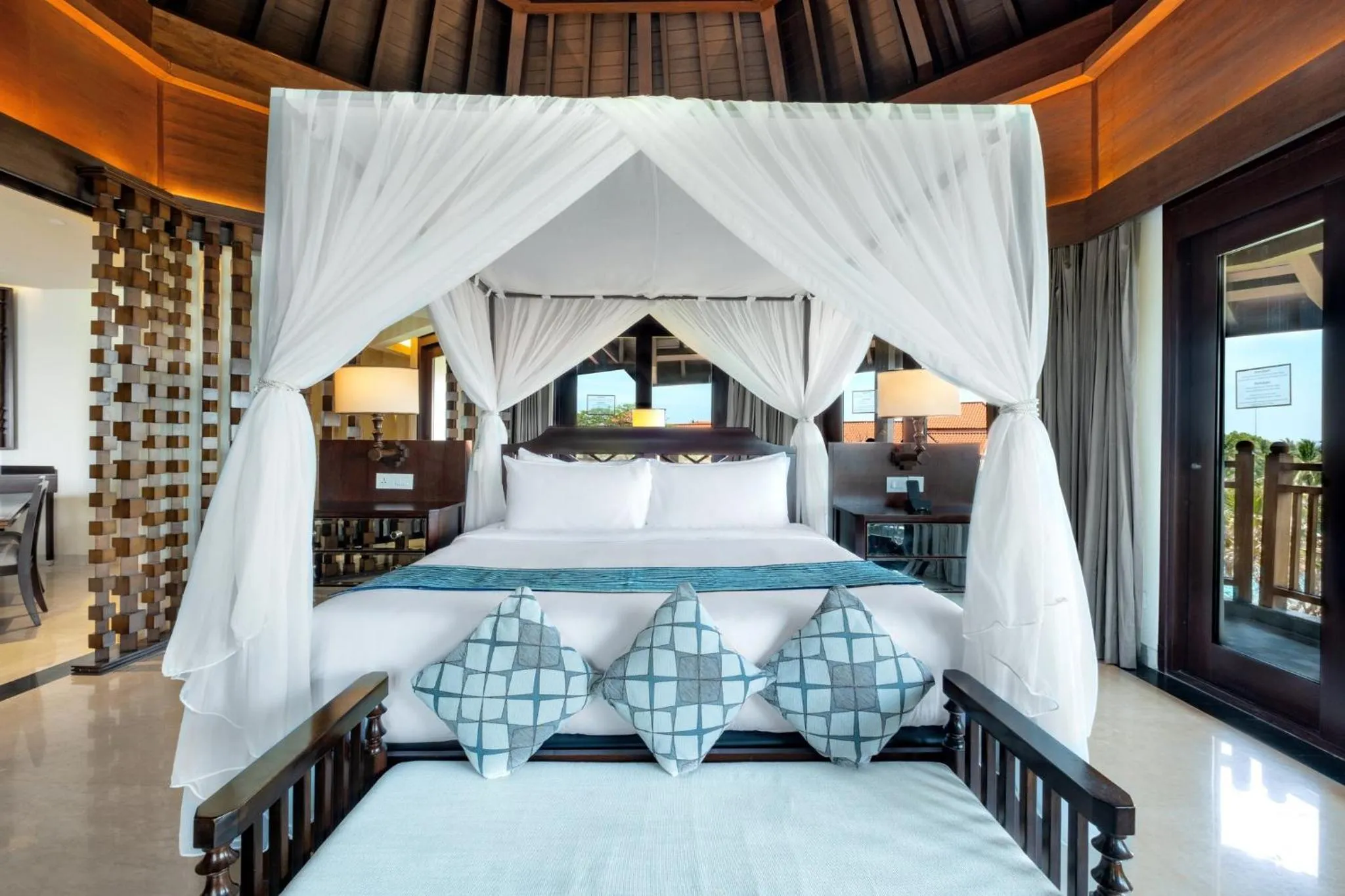 Photo of the whole room, Bed in Holiday Inn Resort Bali Nusa Dua by IHG