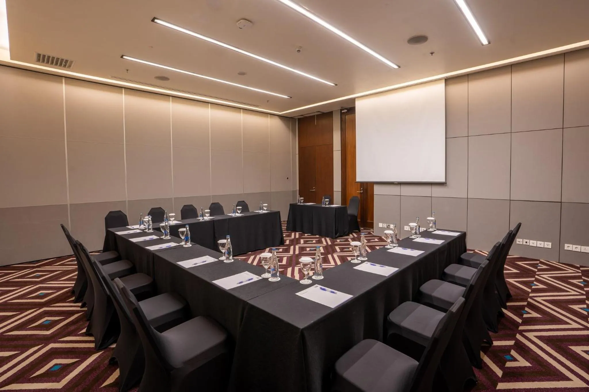 Meeting/conference room in Holiday Inn Resort Bali Nusa Dua by IHG